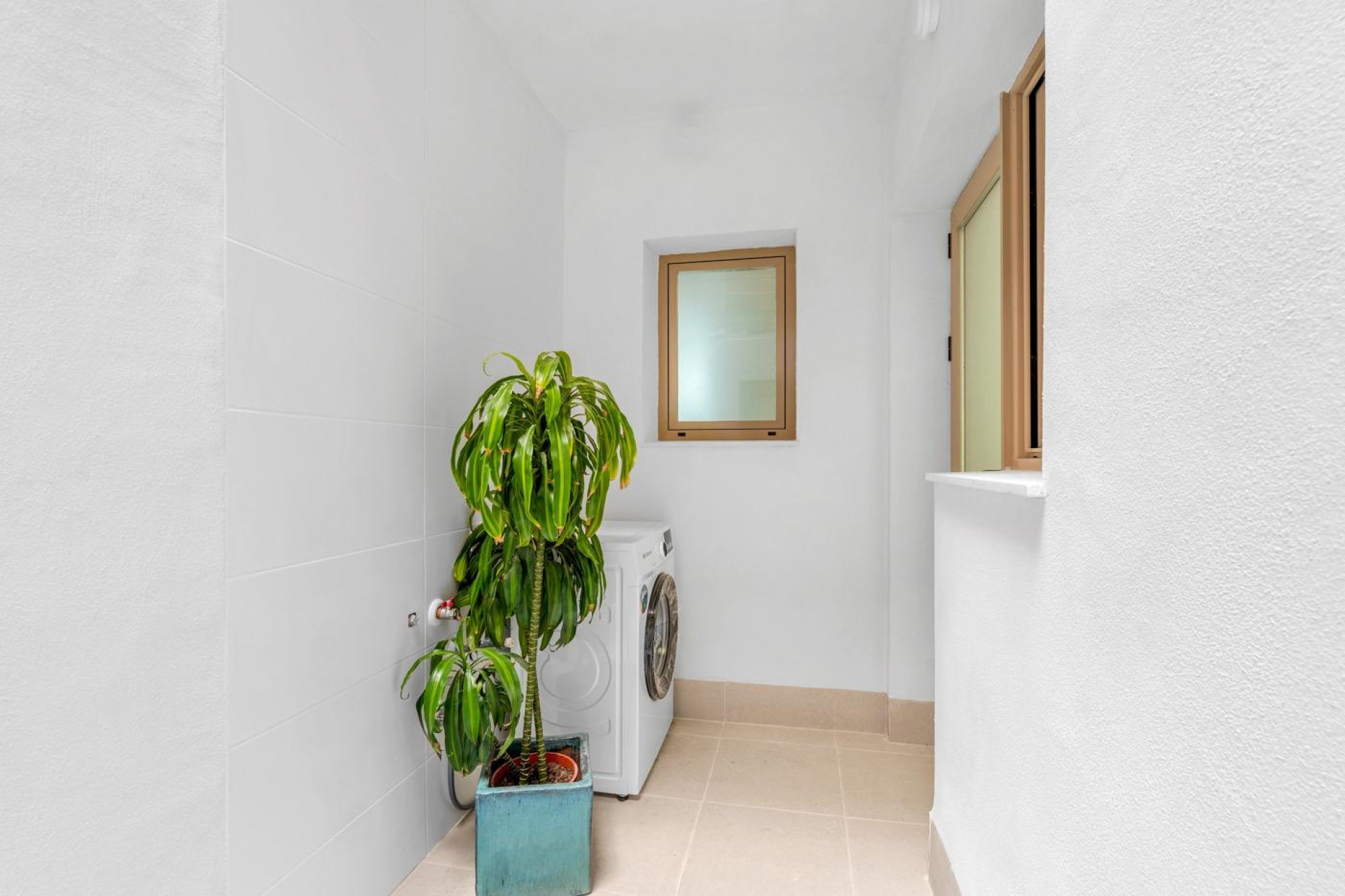 Alquiler a corto plazo - Apartment -
Jacarilla - pueblo