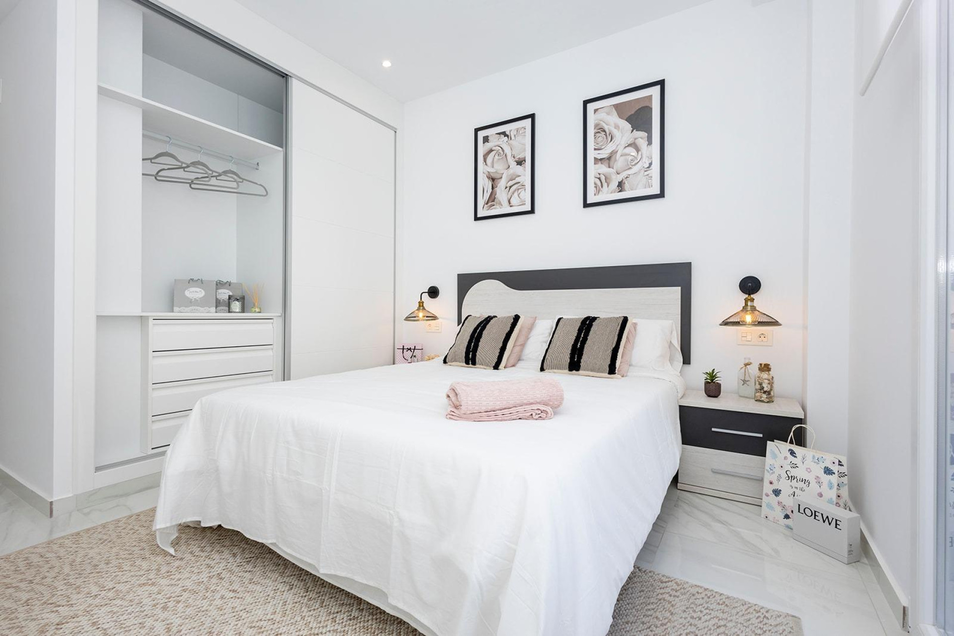 Alquiler a corto plazo - Apartment -
Jacarilla - pueblo