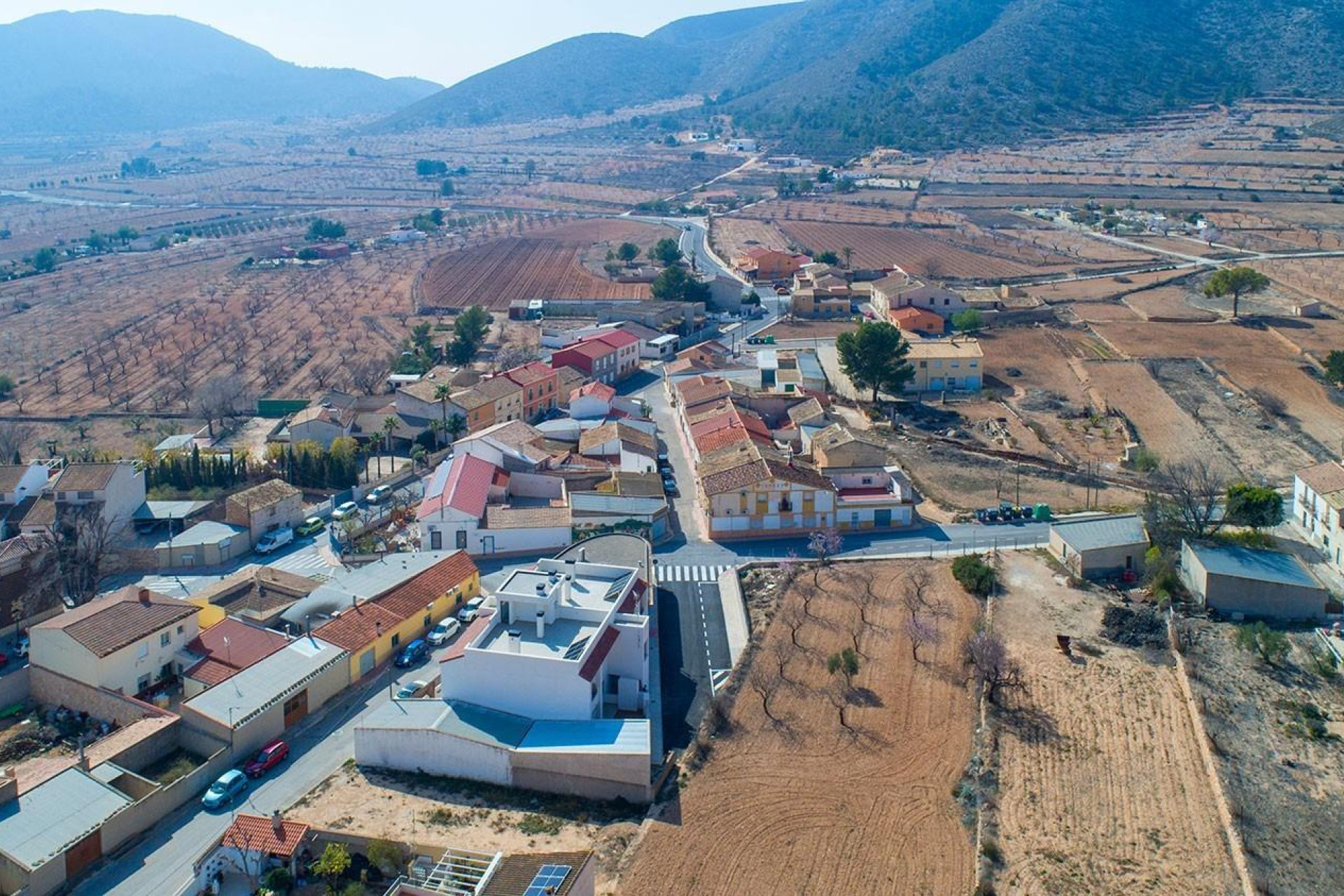 Alquiler a corto plazo - Bungalow -
Hondón de las Nieves - El Salero