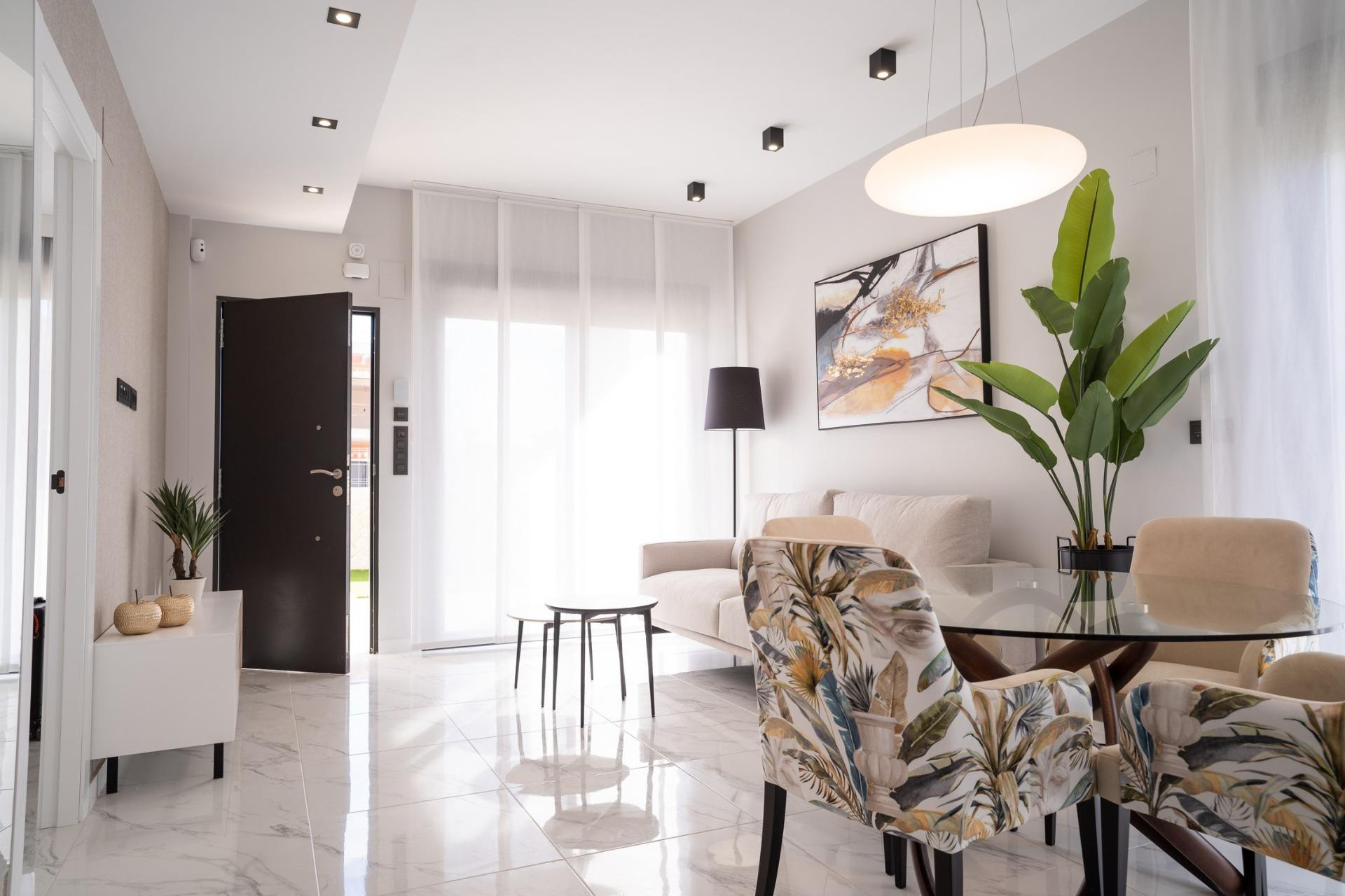 Alquiler a corto plazo - Bungalow -
Pilar de la Horadada - pueblo