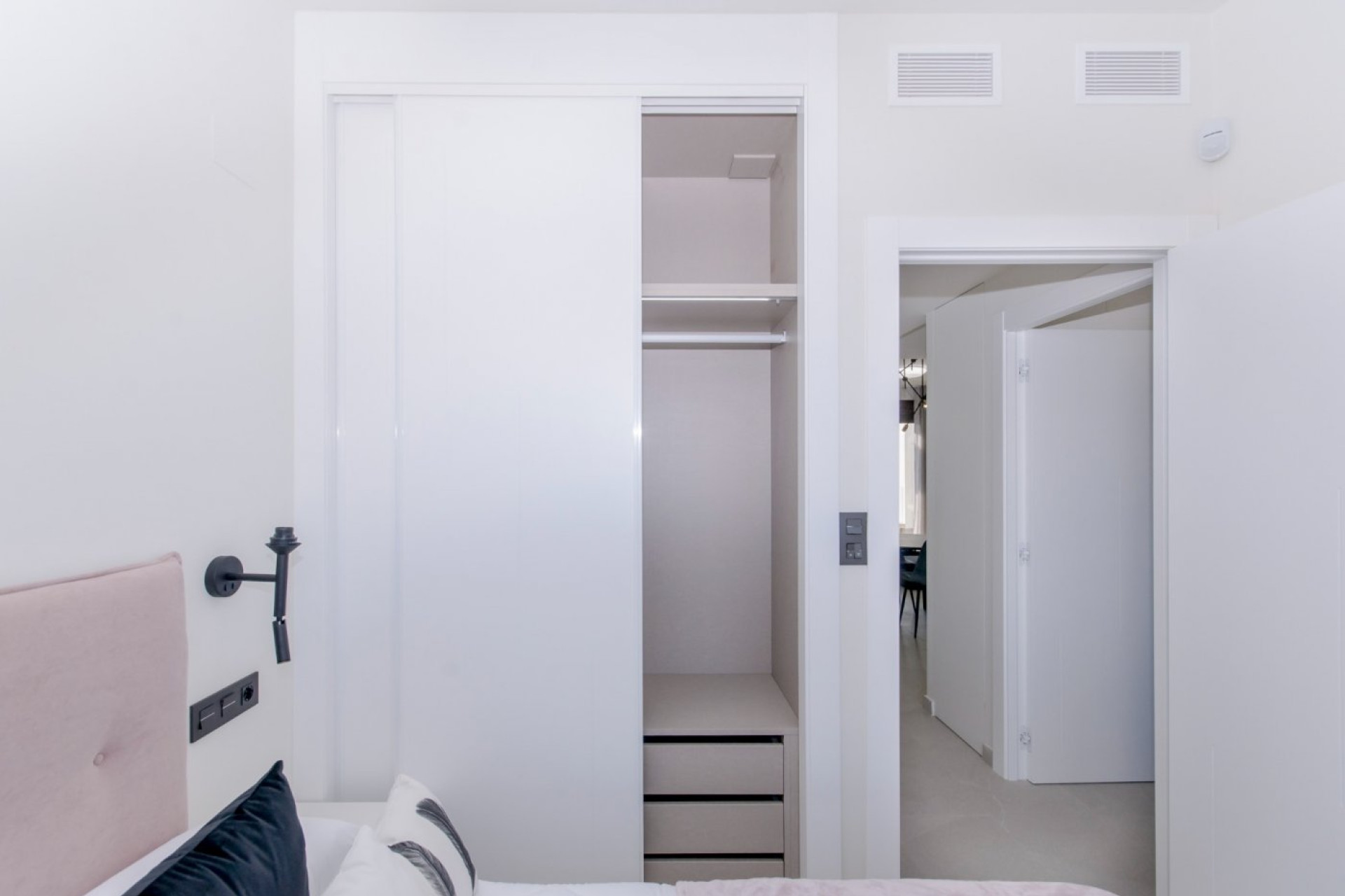 Alquiler a corto plazo - Bungalow -
Torrevieja - Los Balcones