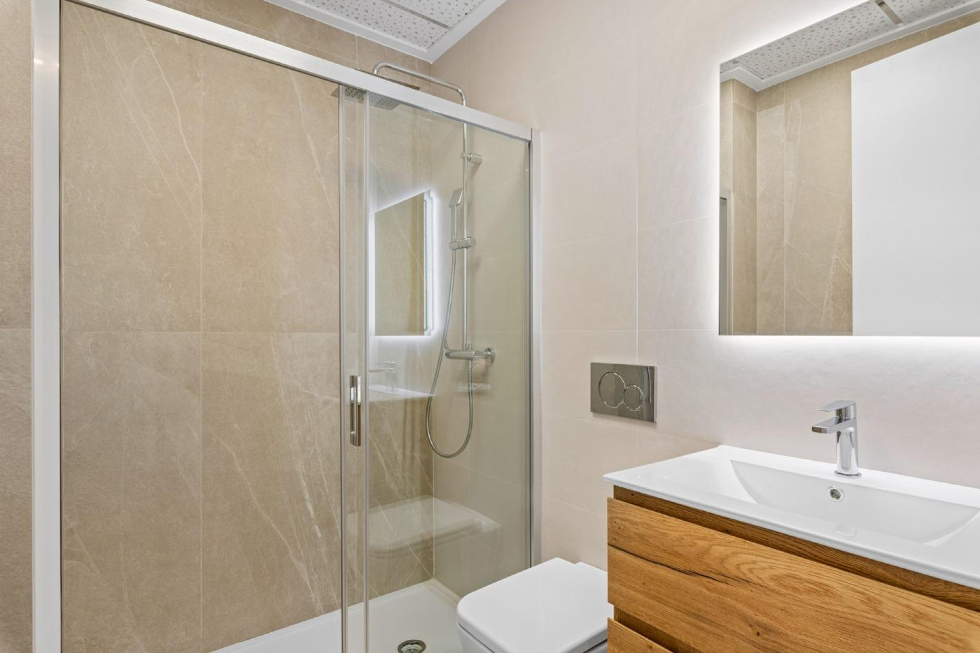 Краткосрочная аренда - Пентхаус -
Benijofar - Pueblo