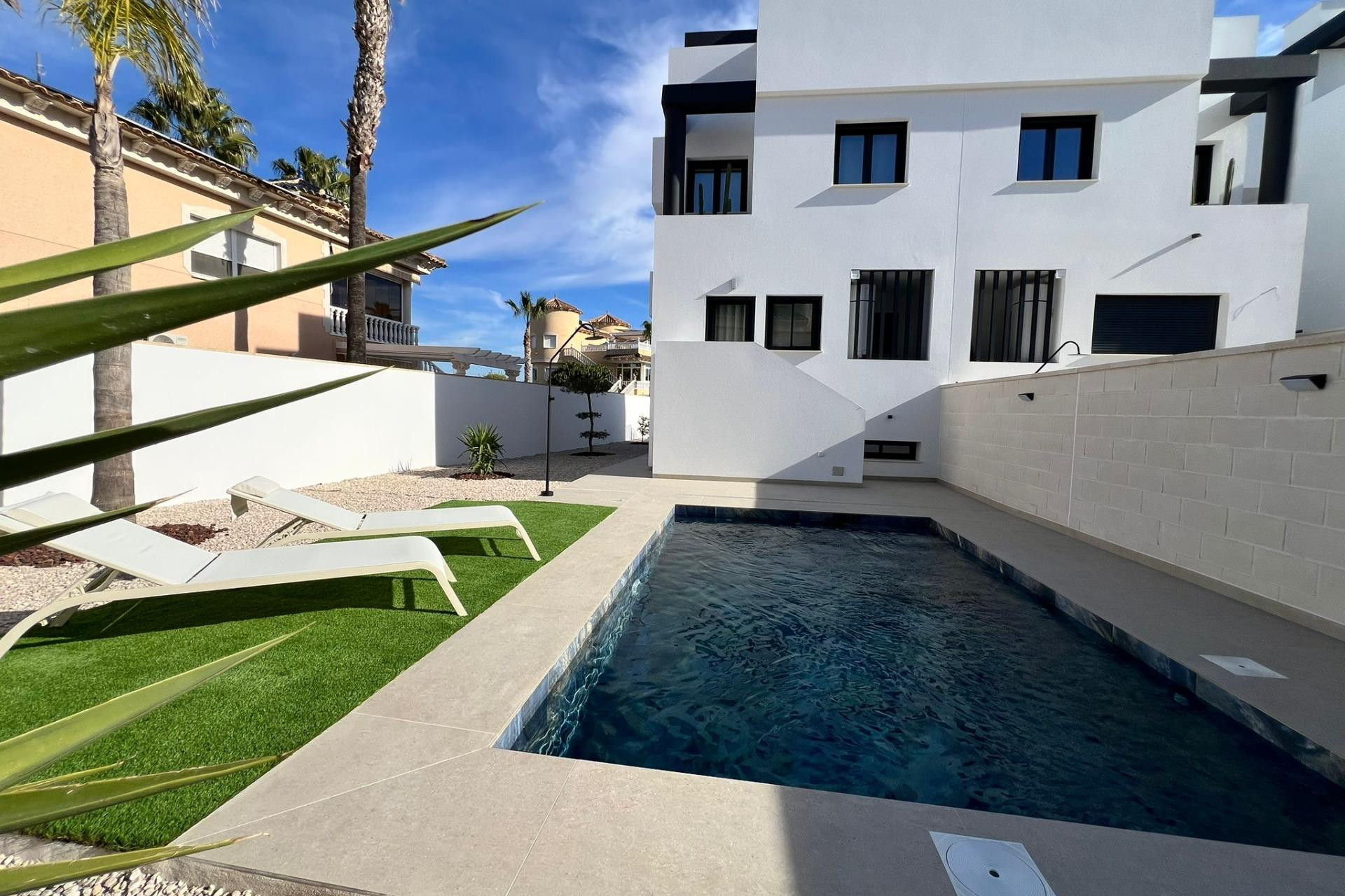 Краткосрочная аренда - Villa -
Benferri - Benfis Park