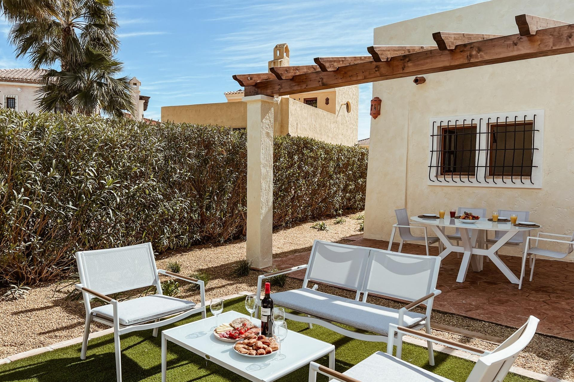 Краткосрочная аренда - Villa -
Cuevas Del Almanzora - Desert Springs Golf Club