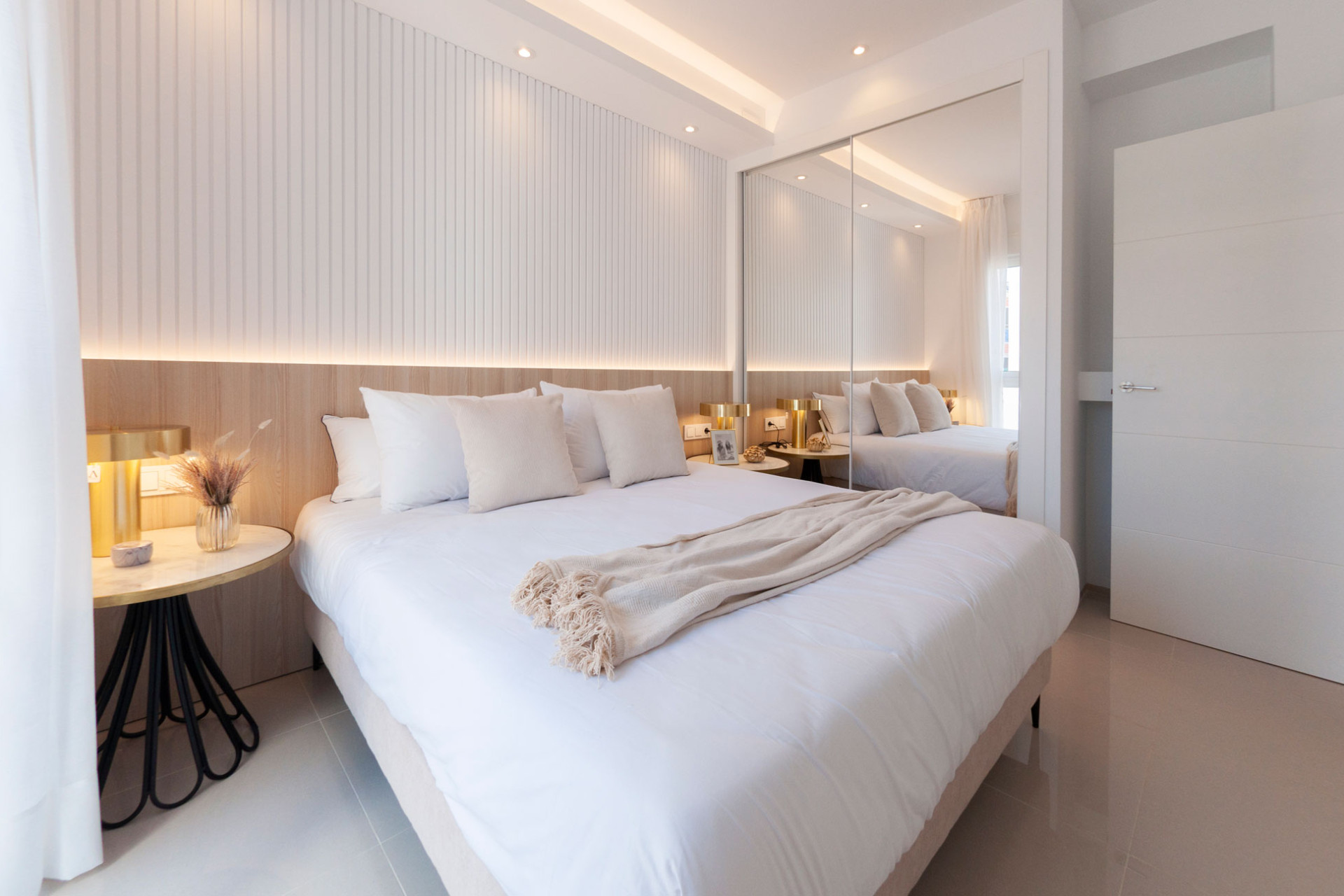 Новое здание - Apartamentos -
Rojales - 03170