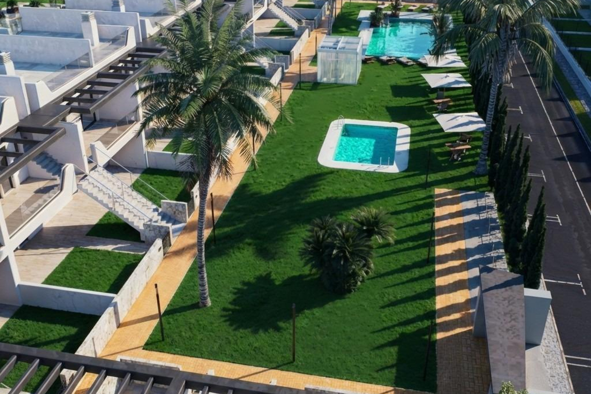 Новое здание - Бунгало -
Pilar de la Horadada - pueblo