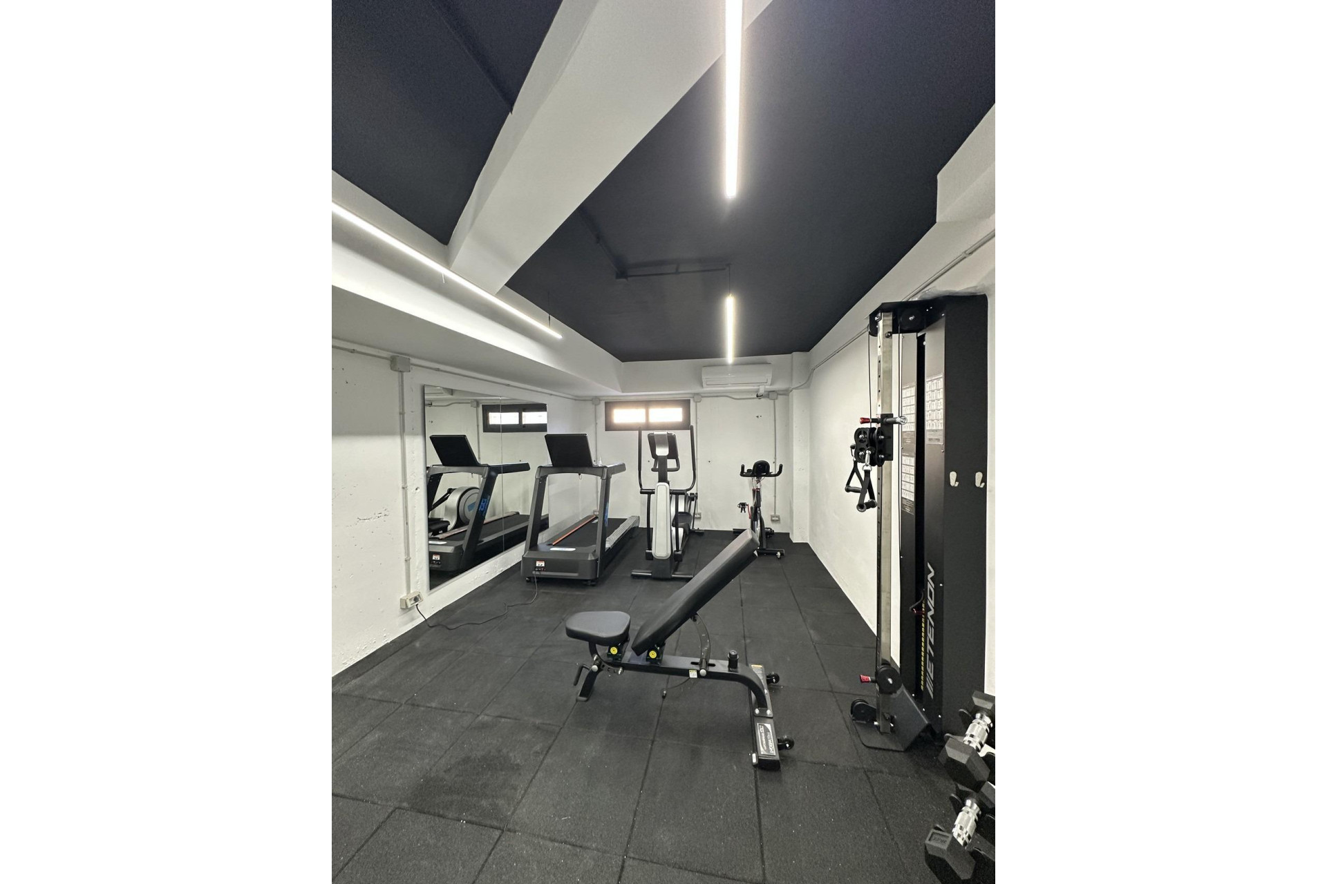 Новое здание - Бунгало -
Pilar de la Horadada - pueblo