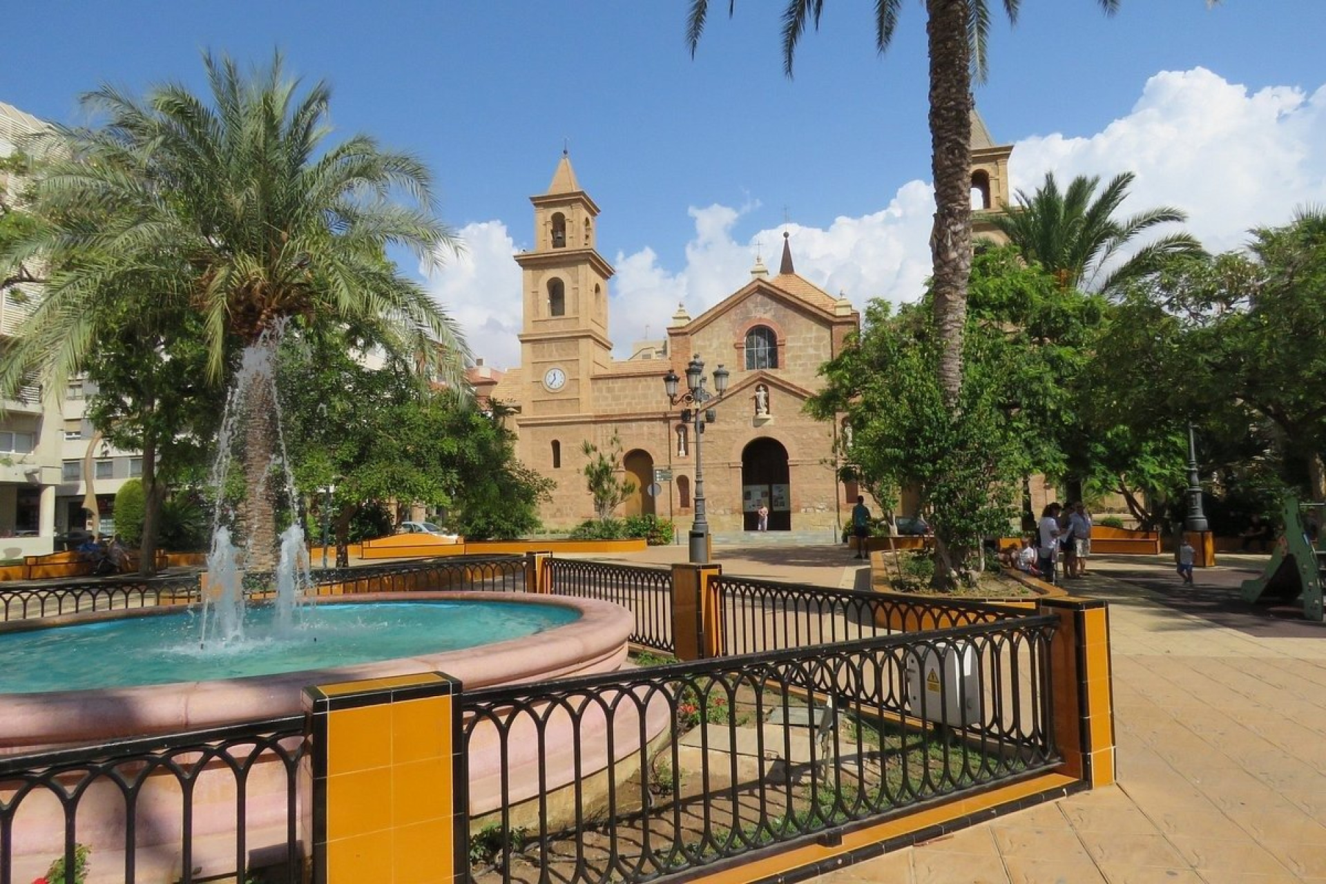 Новое здание - Бунгало -
Torrevieja - Lago Jardín II