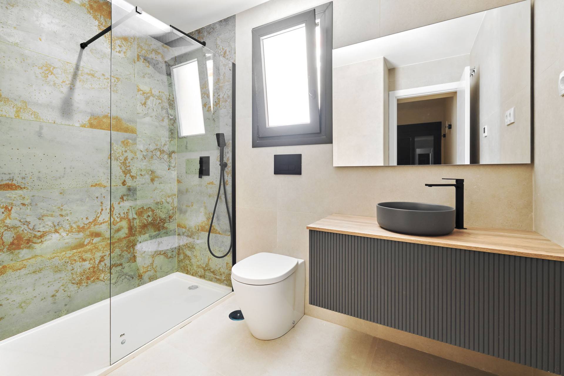 Новое здание - Bungalows -
Torrevieja - 03185, Calle Ramón Rubial, 30