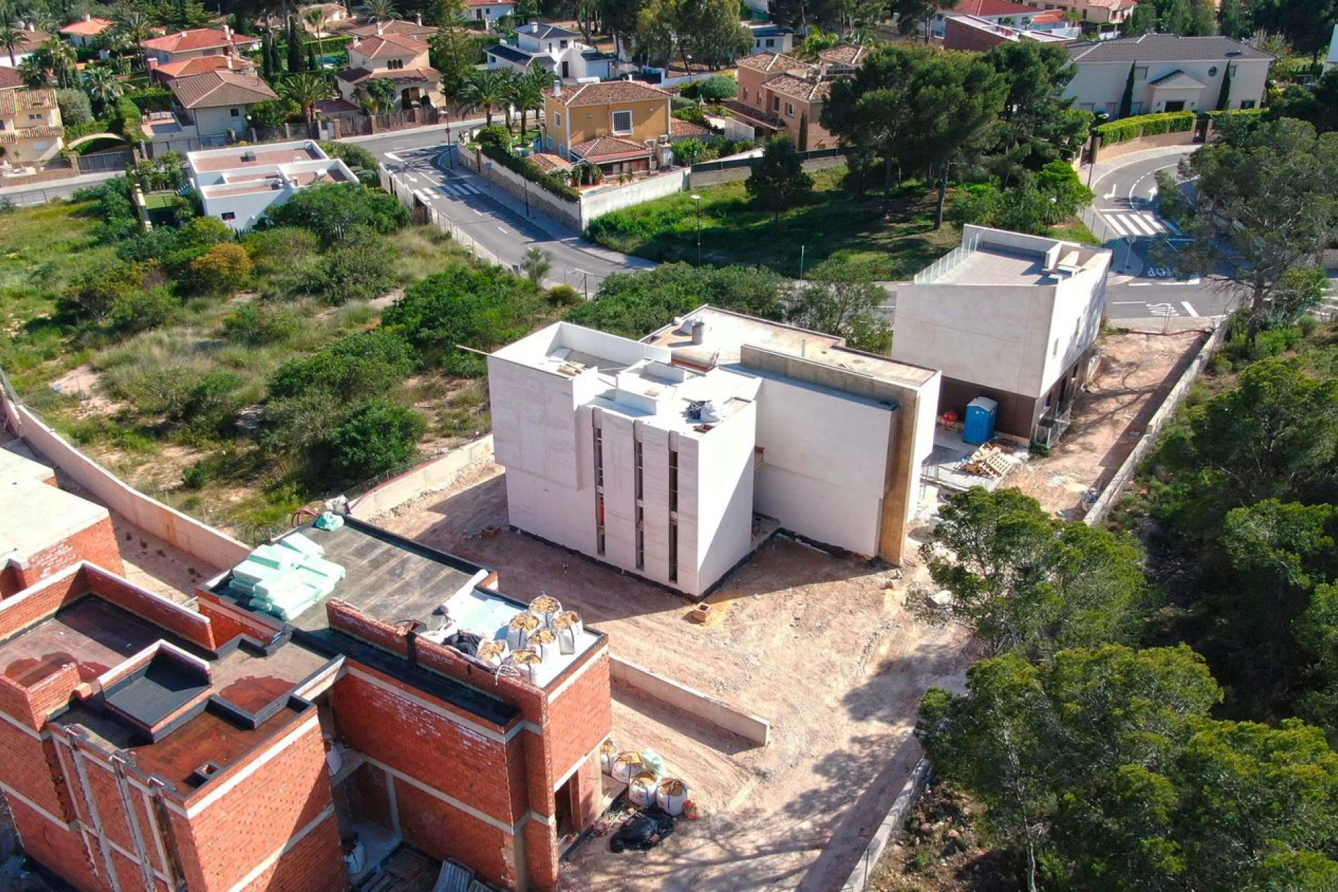 Новое здание - Chalet independiente -
Benidorm - Calle Sorolla, 19