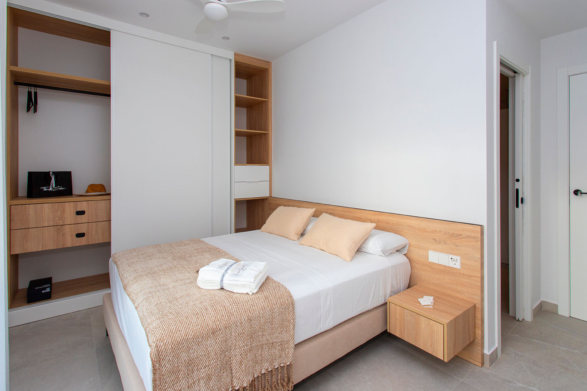 Новое здание - Duplexes -
Torre de les Maçanes