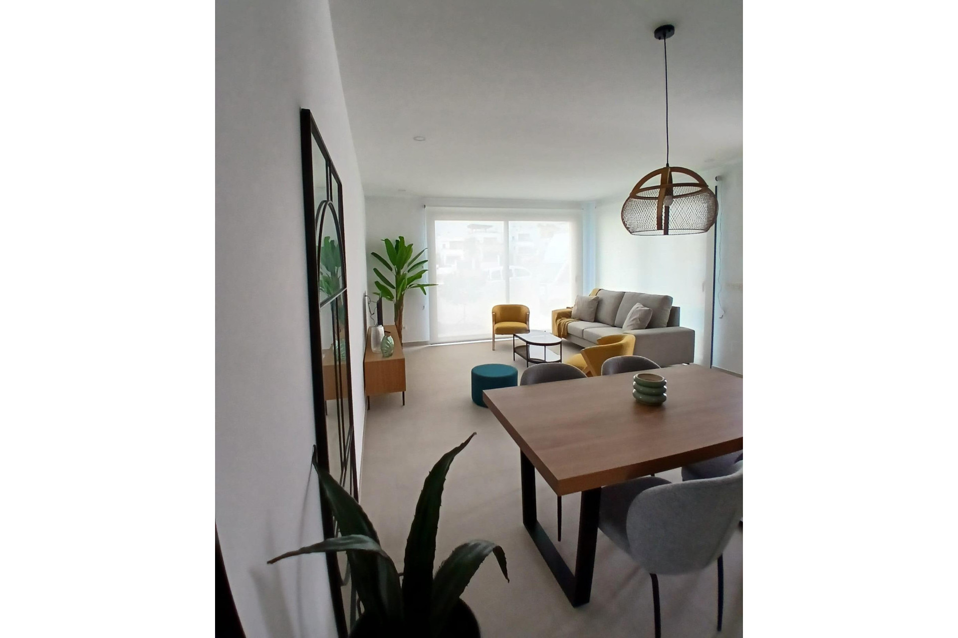 Новое здание - Quad House -
Bigastro - Loma Alta