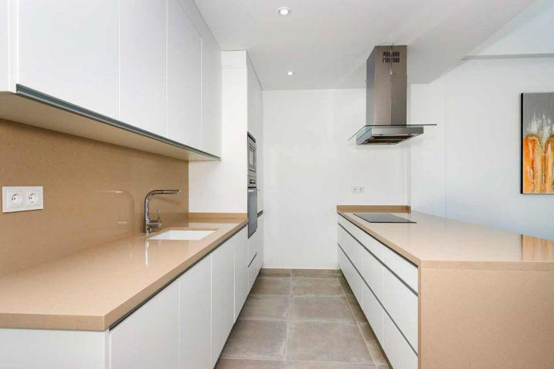Новое здание - Quad House -
Daya Nueva - Centro