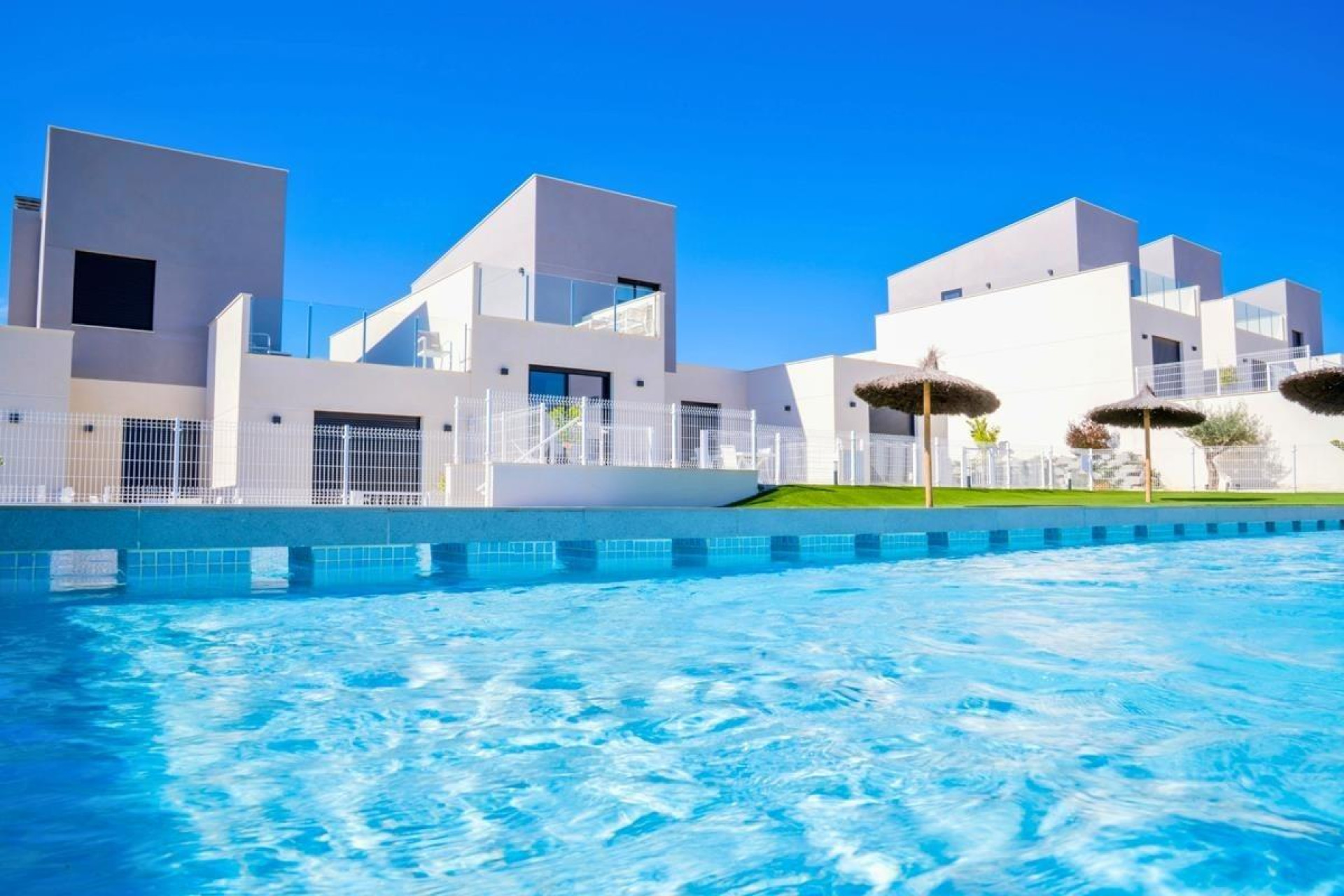 Новое здание - Town House -
Baños y Mendigo - Altaona Golf