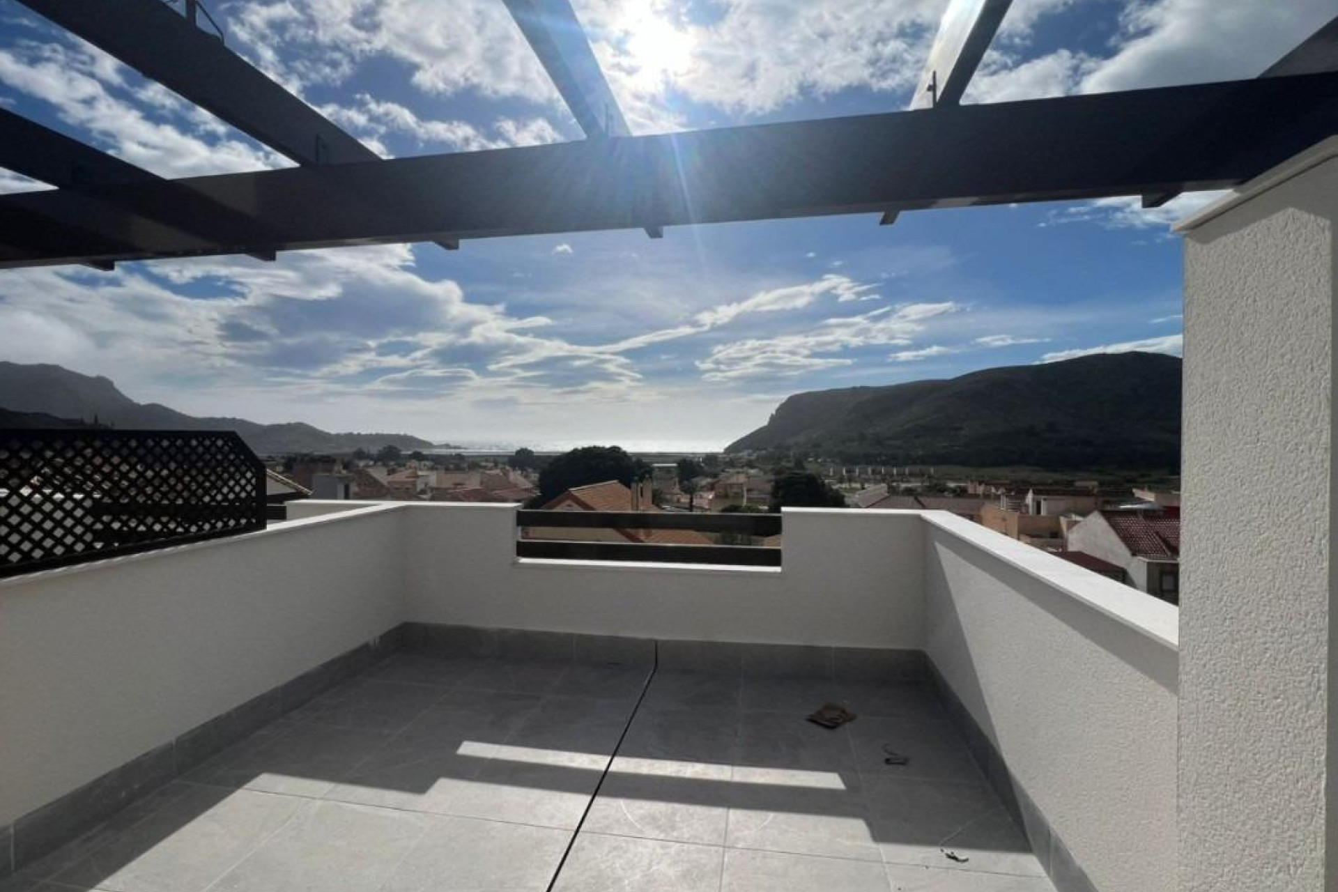 Новое здание - Town House -
La Union - centro