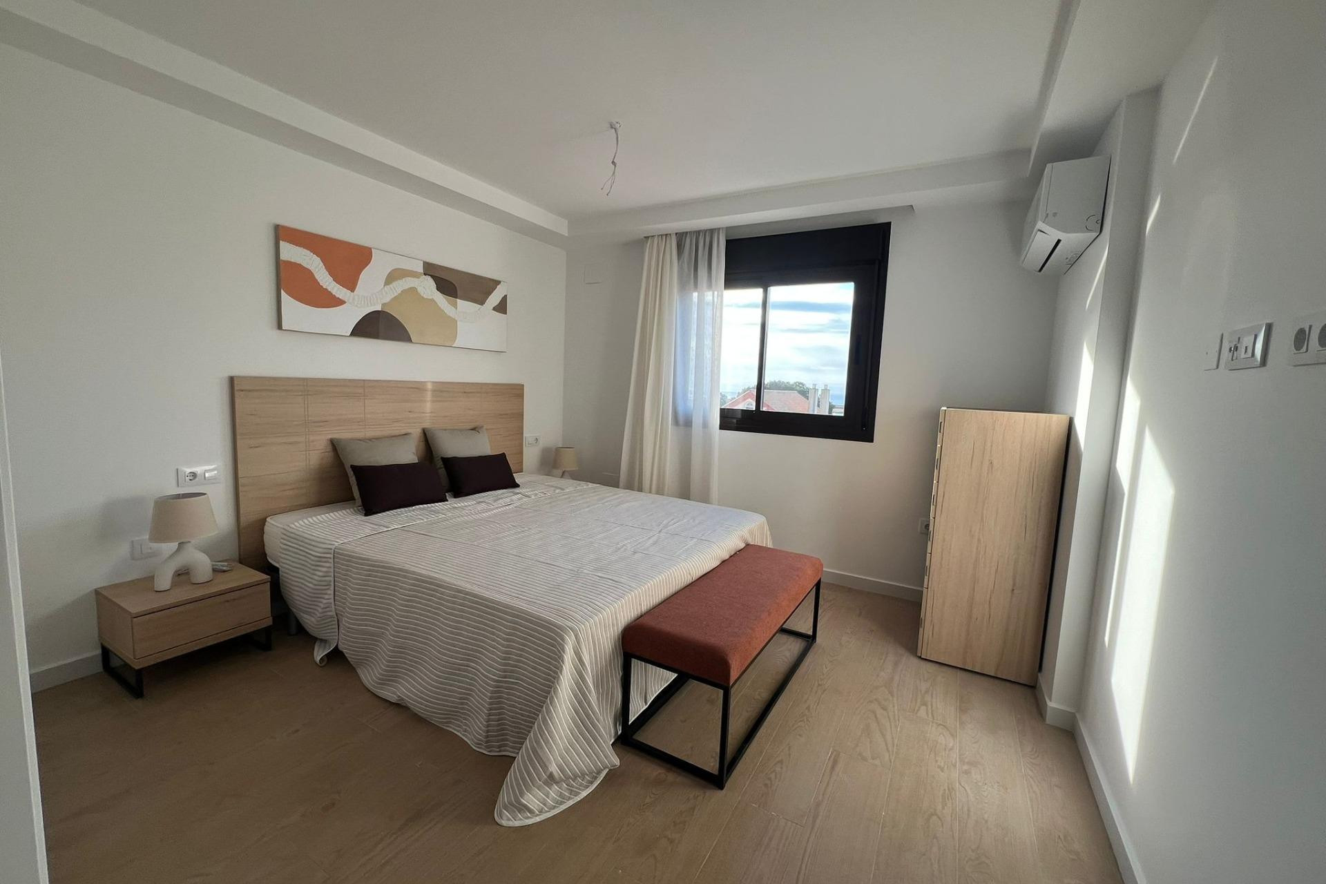 Новое здание - Town House -
La Union - centro
