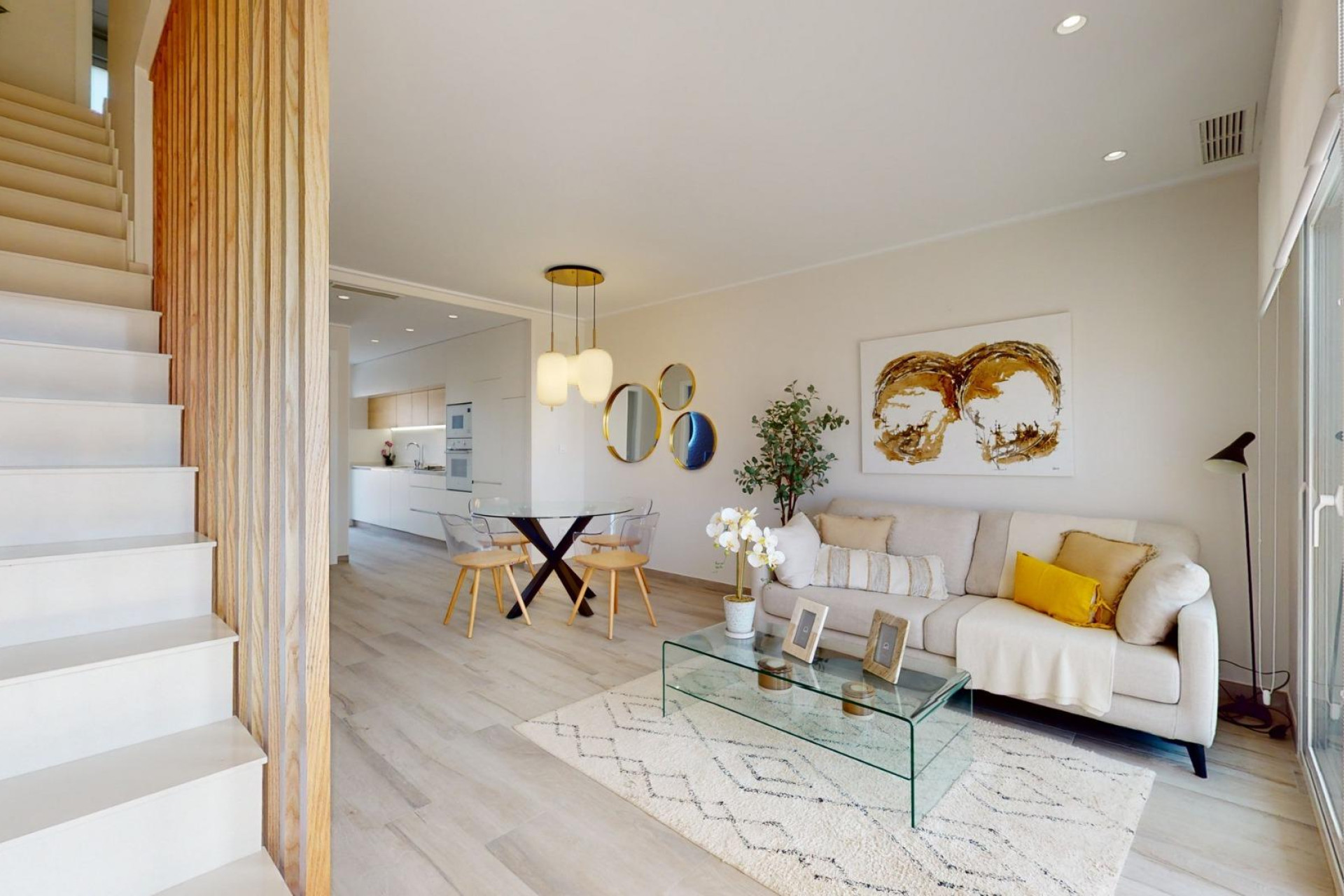 Новое здание - Town House -
Pilar de la Horadada - Lo Monte