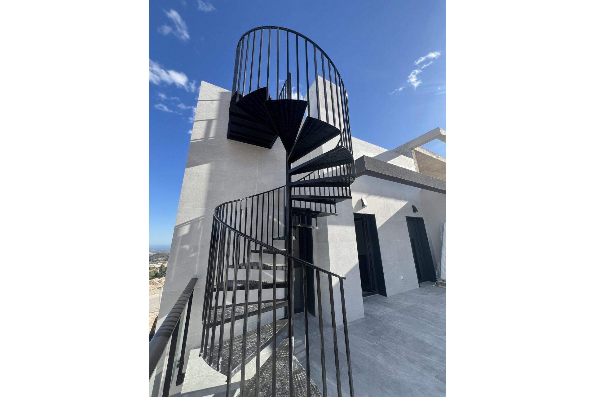 Новое здание - Town House -
Polop - PAU1