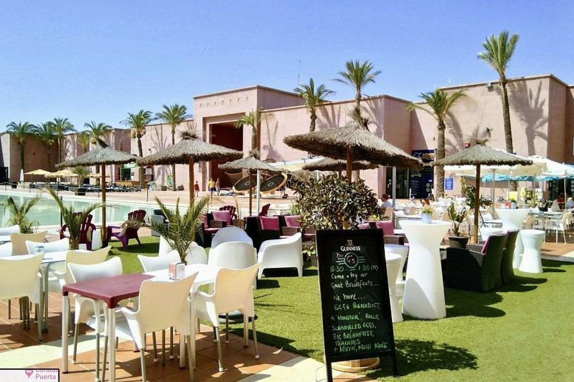 Новое здание - Villa -
Alhama De Murcia - Condado De Alhama
