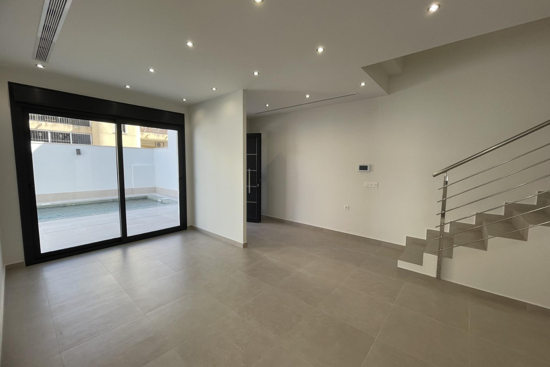 Новое здание - Villa -
Almoradí - Heredades