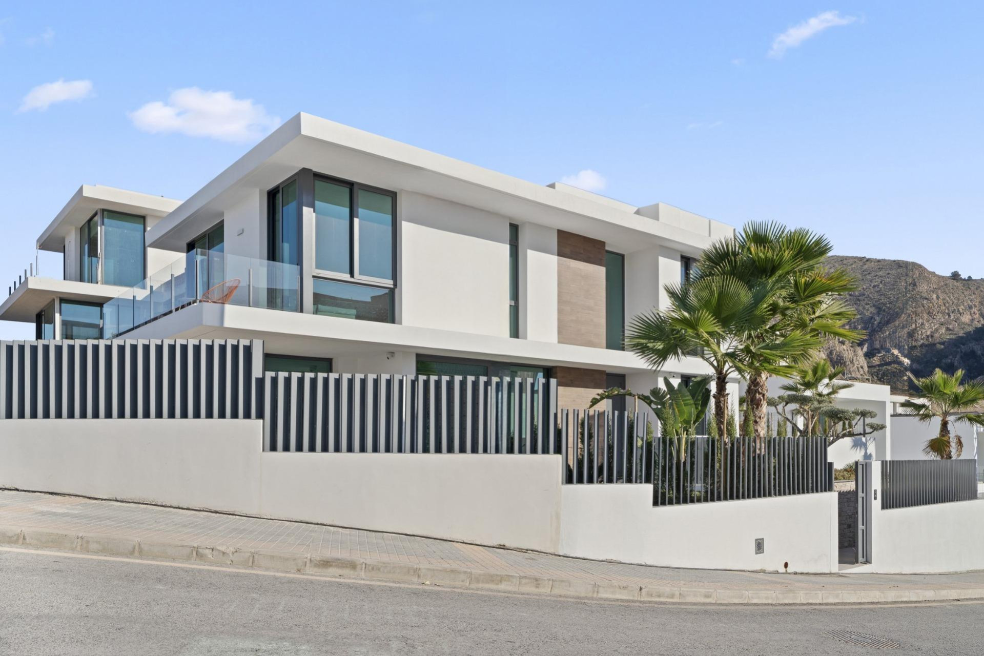 Новое здание - Villa -
Benidorm - Rincón de Loix