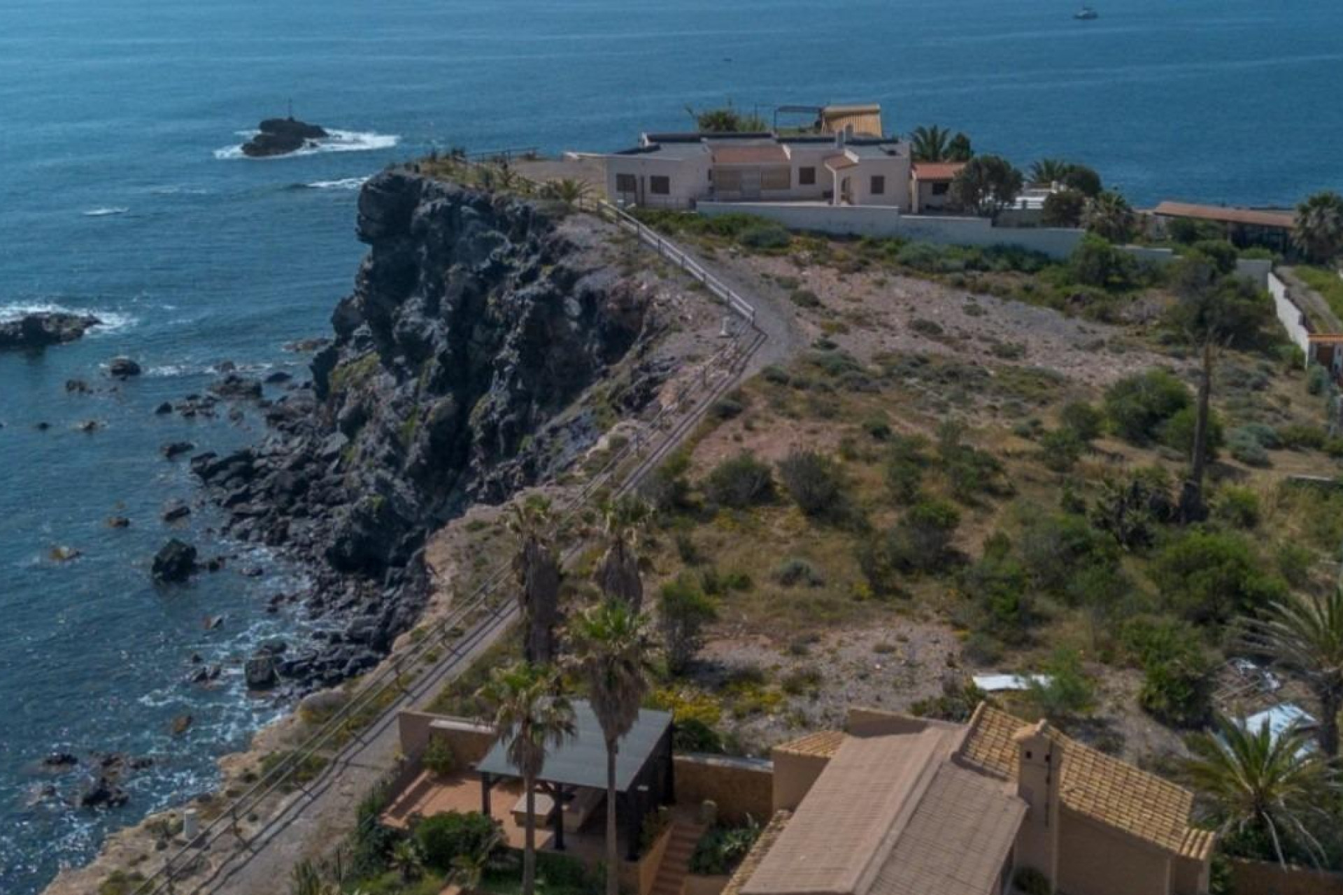 Новое здание - Villa -
Cabo de Palos - Cala Flores