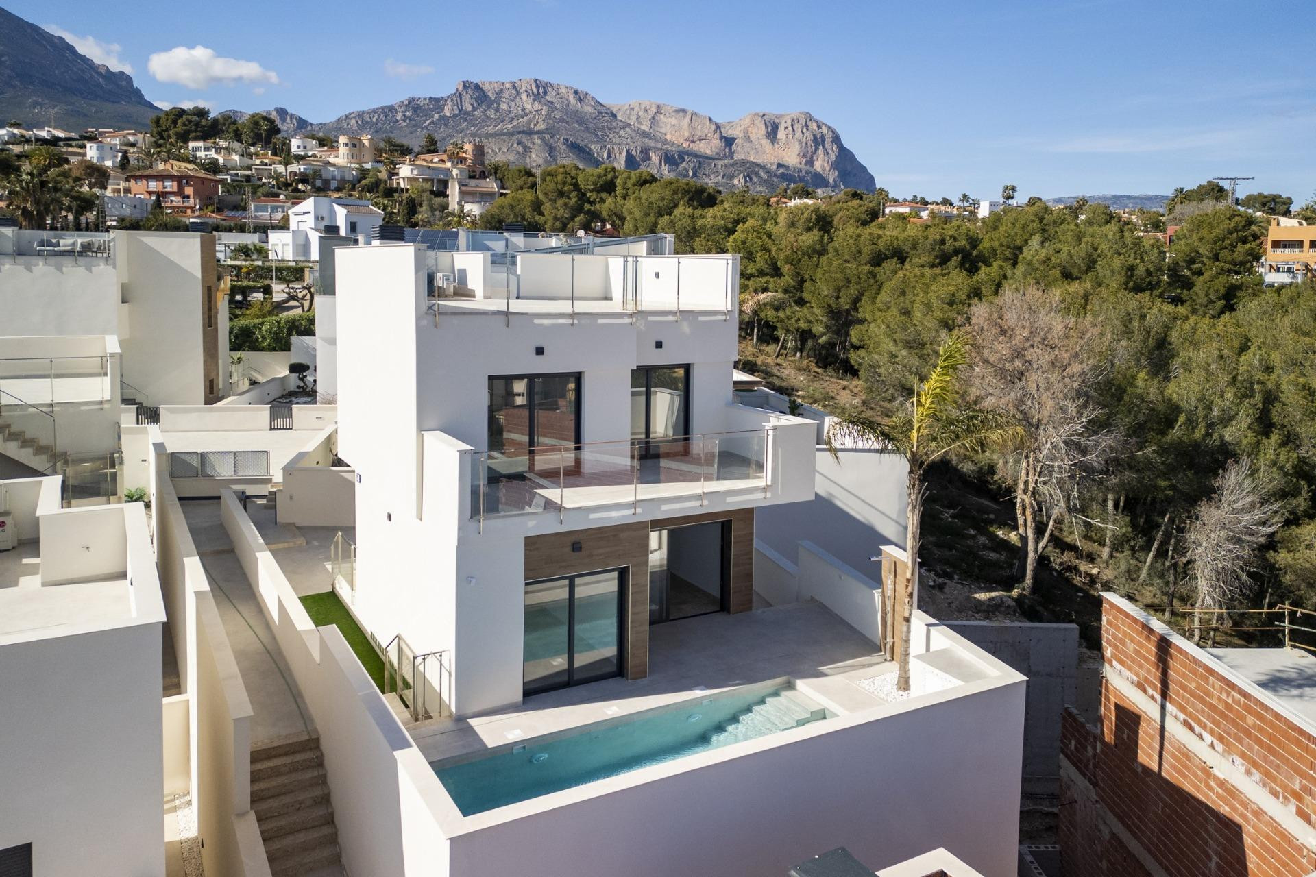 Новое здание - Villa -
La Nucía - Urb. Don Mar