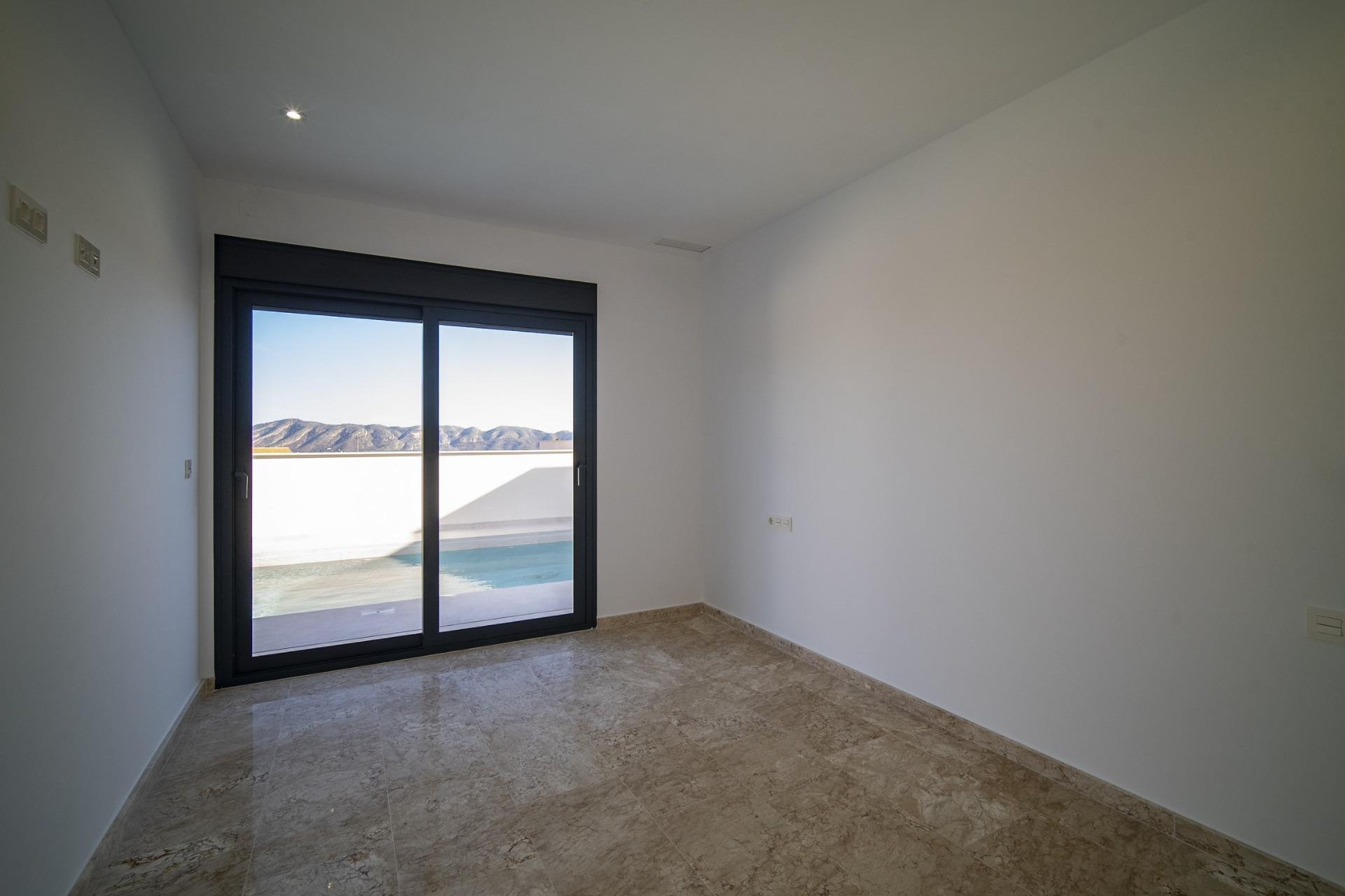 Новое здание - Villa -
La Nucía - Urb. Don Mar