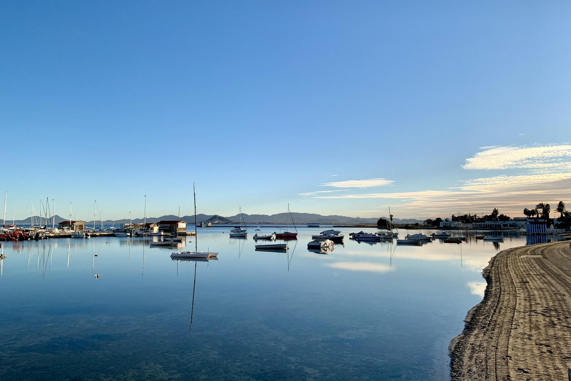 Новое здание - Villa -
Los Alcazares - Playa la Atascadera