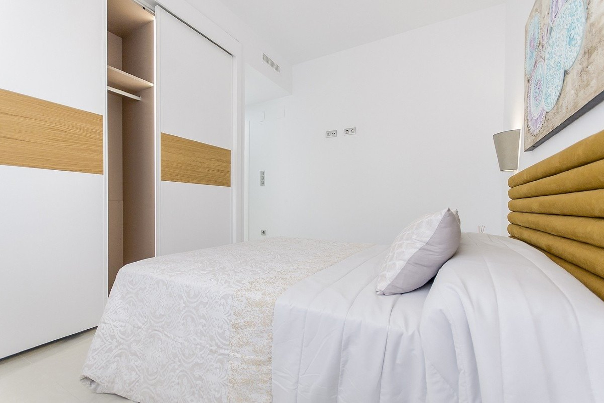 Новое здание - Villa -
Los Montesinos - La Herrada