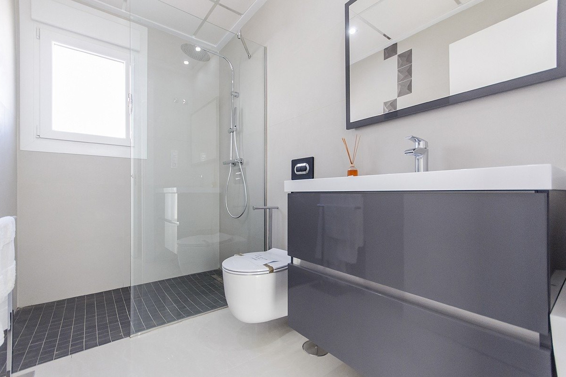 Новое здание - Villa -
Los Montesinos - La Herrada