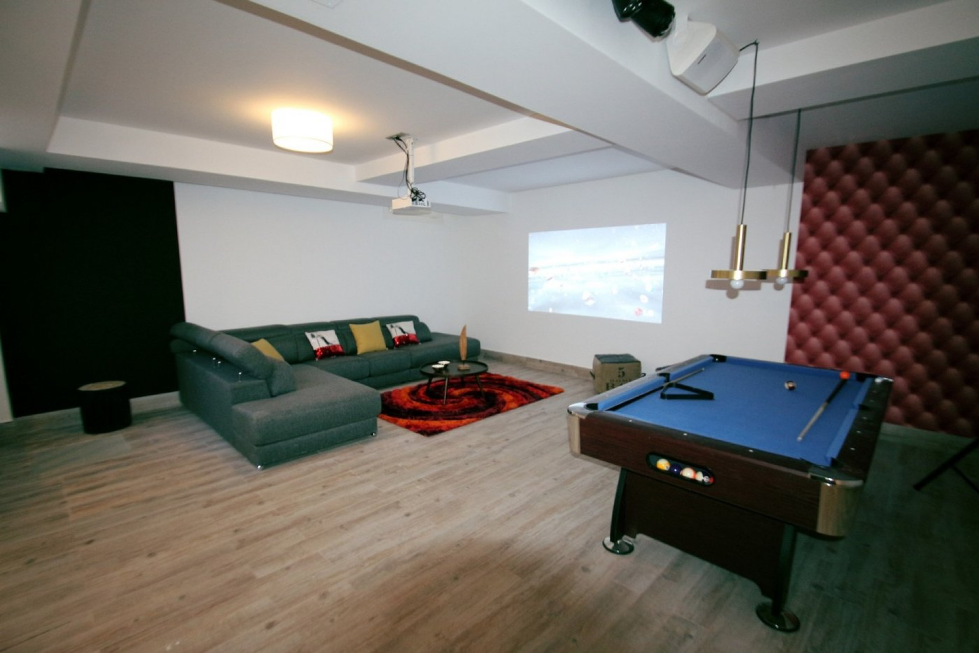 Новое здание - Villa -
Los Montesinos - La Herrada