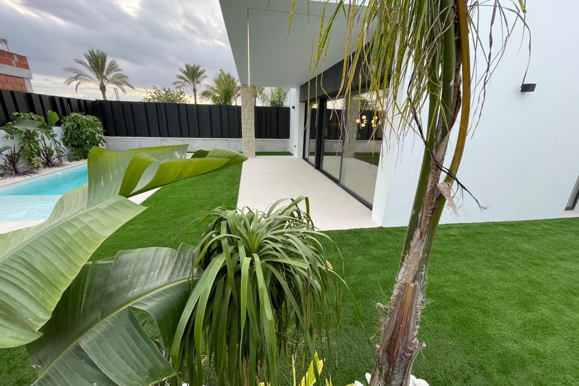 Новое здание - Villa -
Molina De Segura - Urb. La Quinta