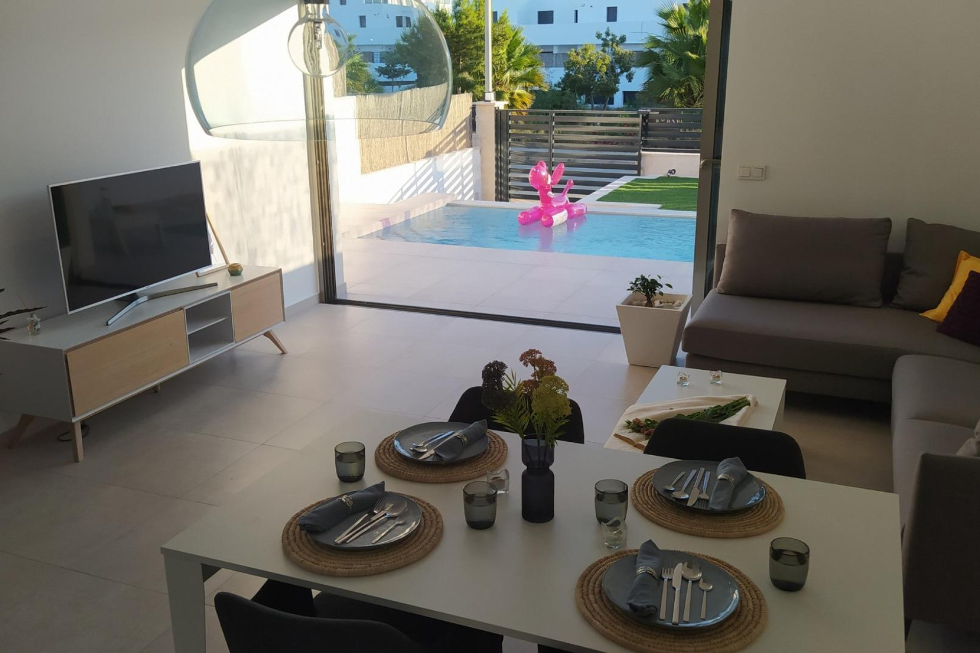 Новое здание - Villa -
Orihuela Costa - PAU 8