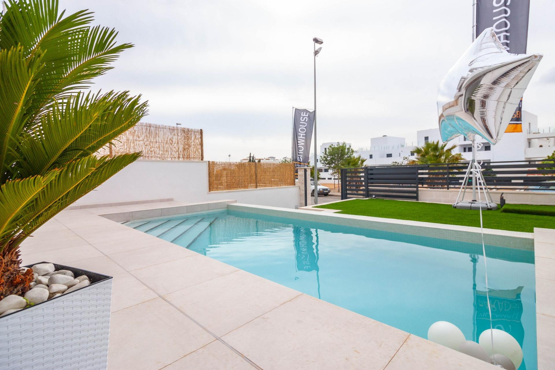 Новое здание - Villa -
Orihuela Costa - PAU 8