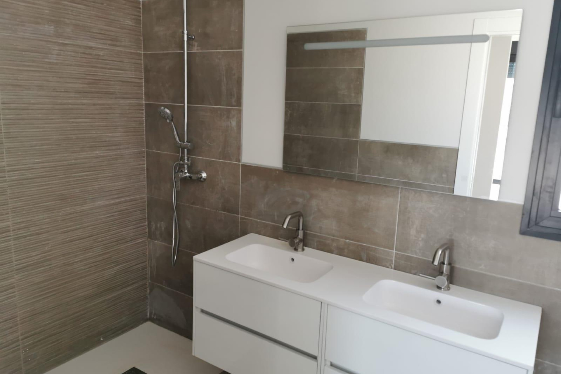 Новое здание - Villa -
Pinoso - Casas Pastor