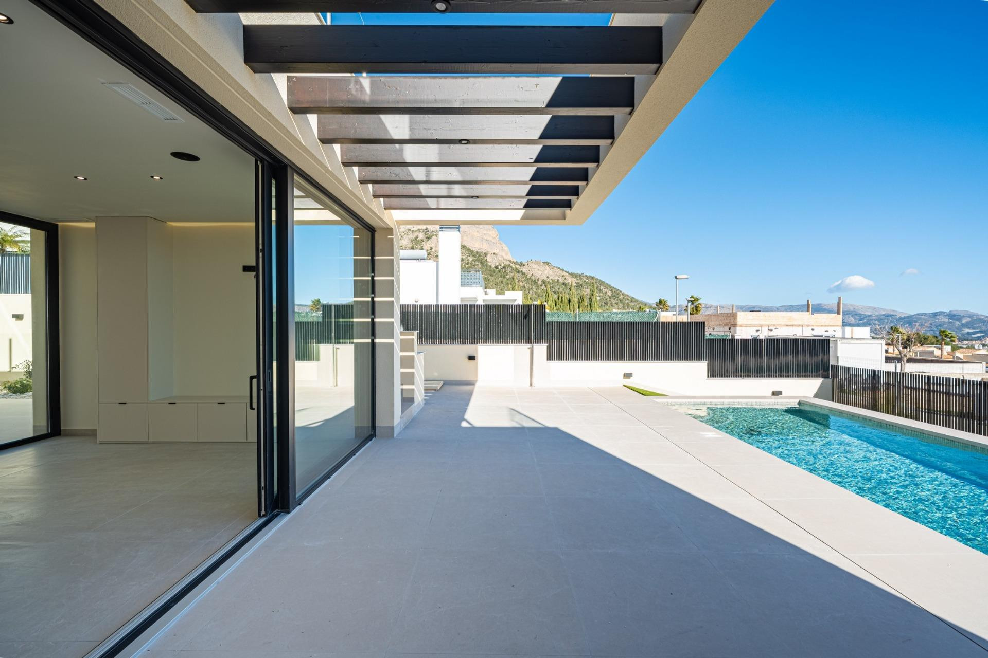 Новое здание - Villa -
Polop - La Alberca