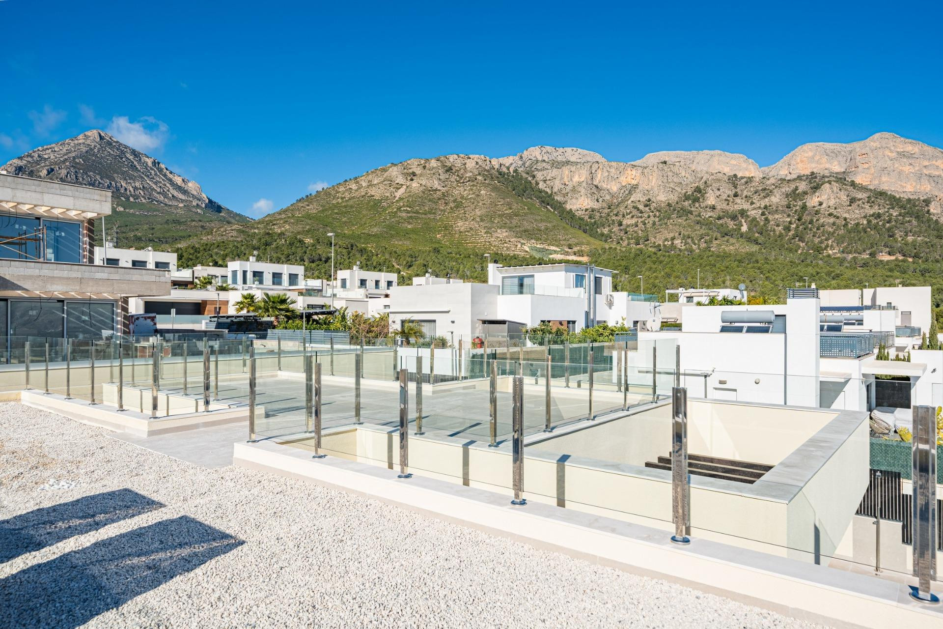 Новое здание - Villa -
Polop - La Alberca