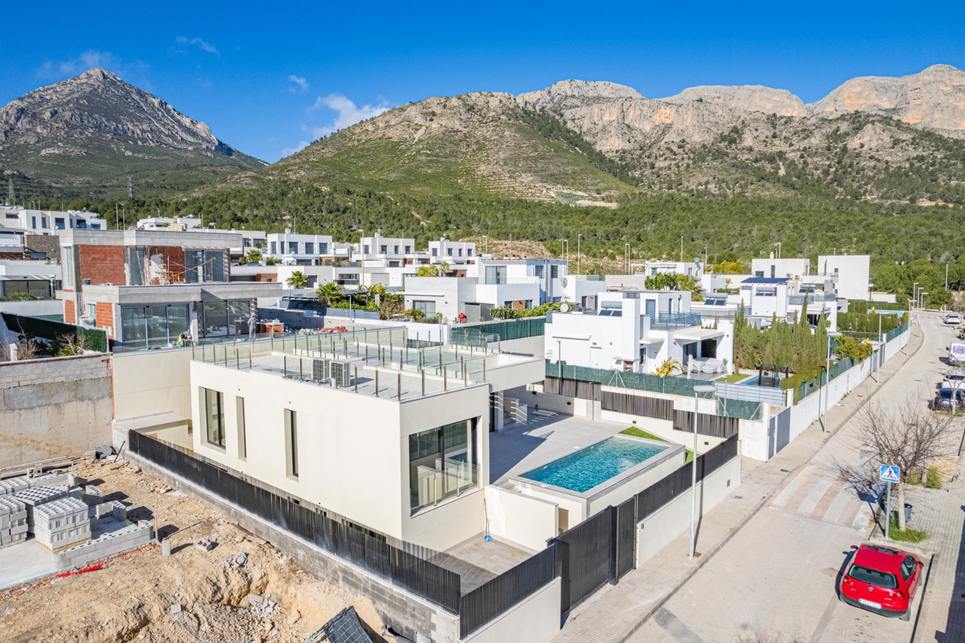 Новое здание - Villa -
Polop - La Alberca