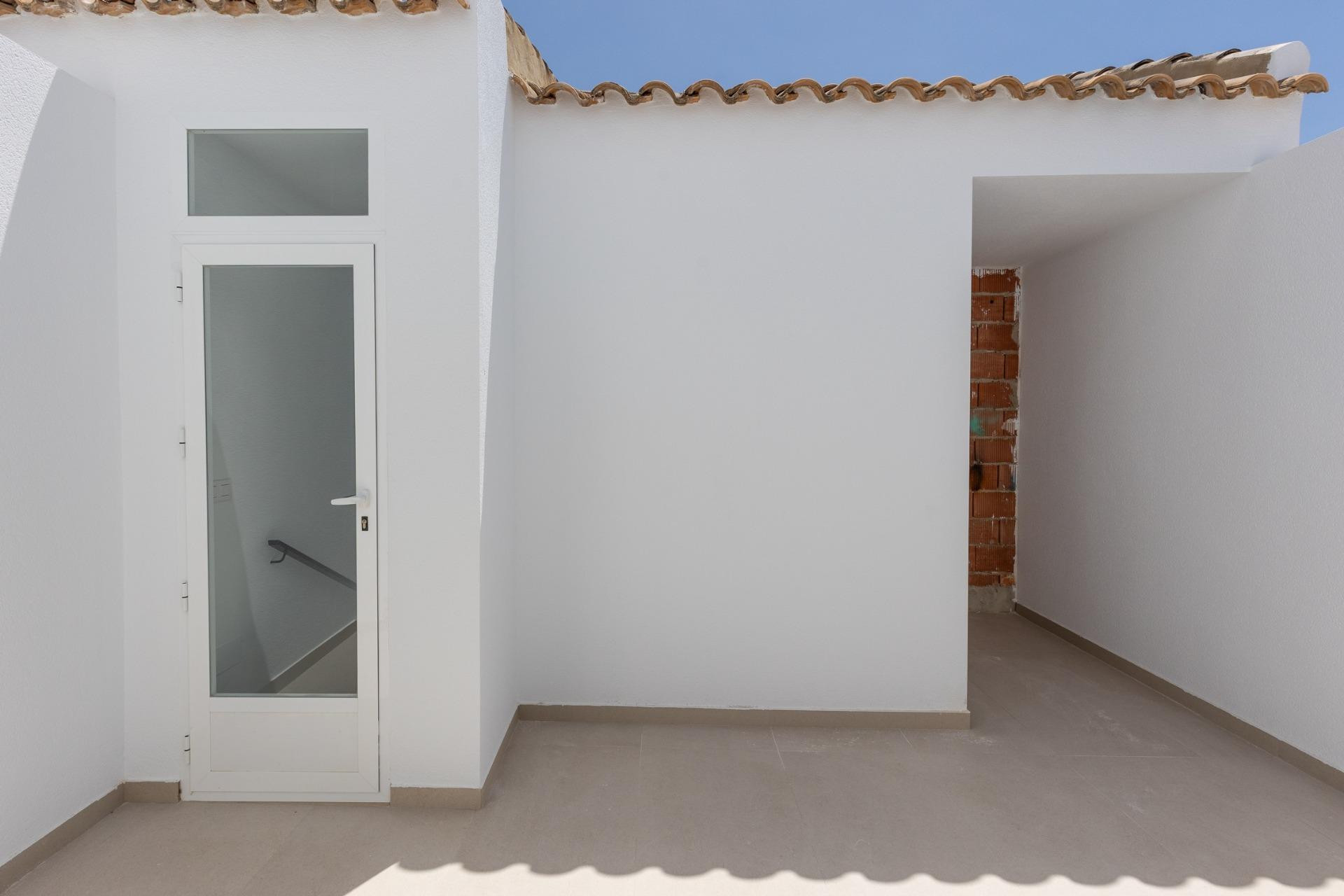 Новое здание - Villa -
Rafal - pueblo