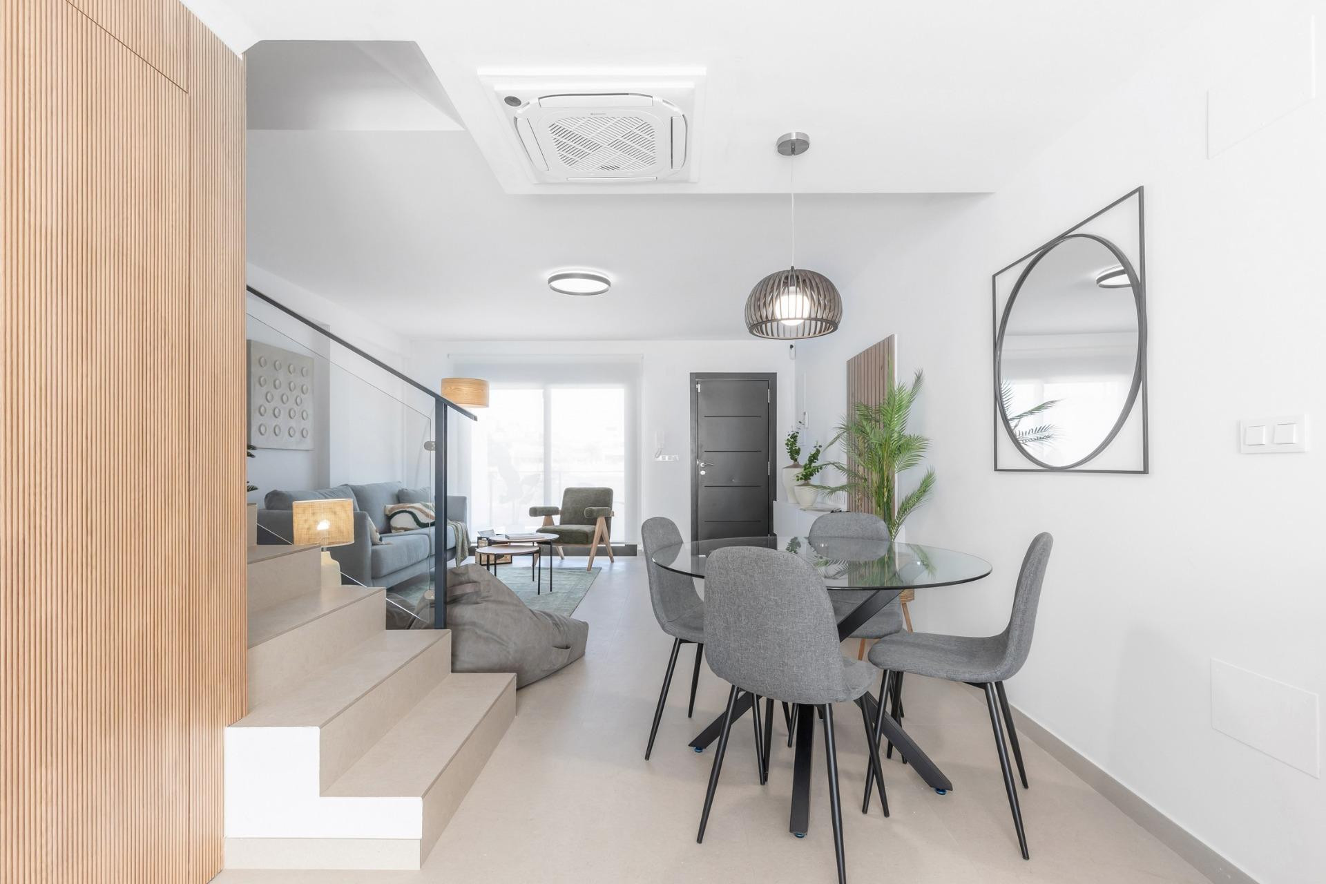 Новое здание - Villa -
Rafal - pueblo