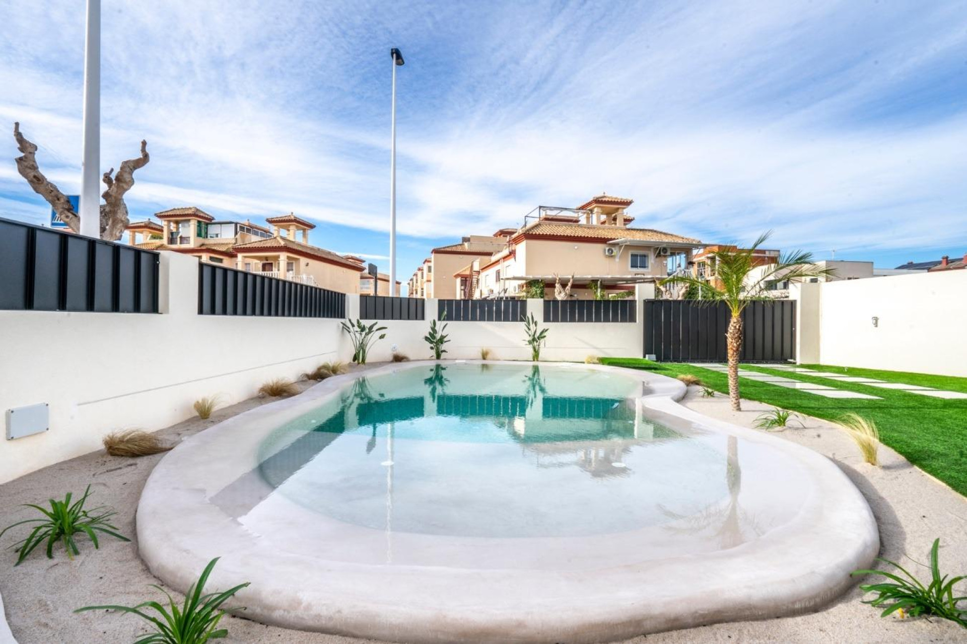 Новое здание - Villa -
Torre Pacheco - Roldán