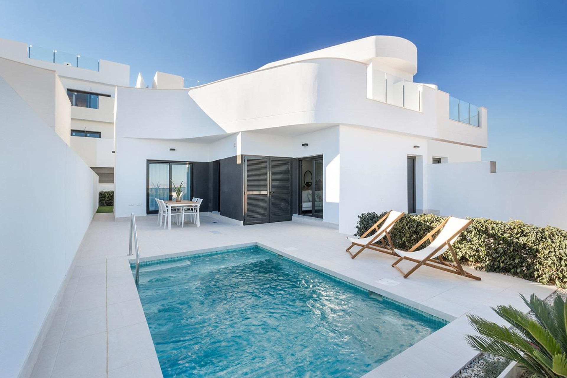 Новое здание - Villa -
Torrevieja - Lago Jardín II