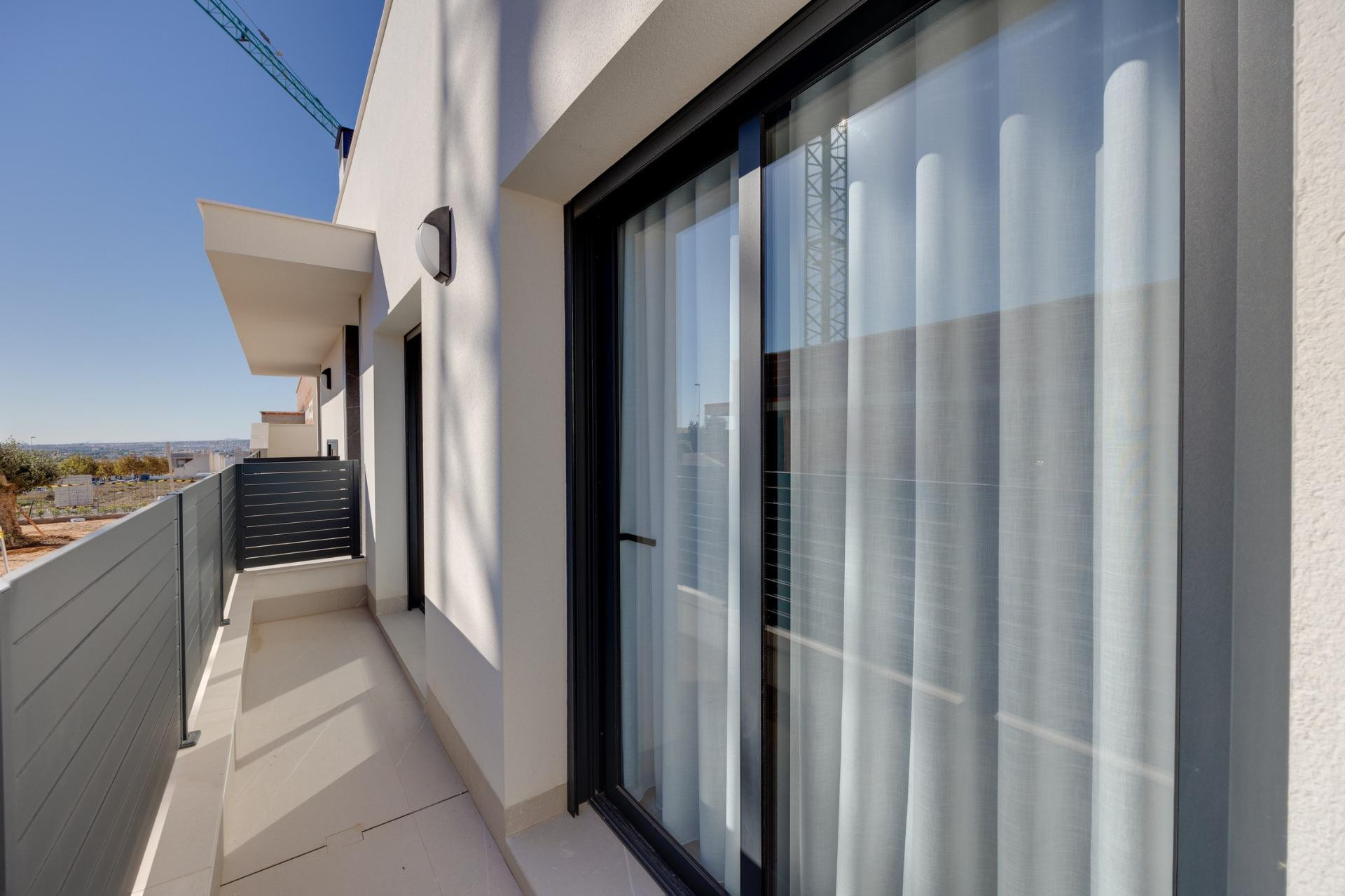 Новое здание - Villa -
Torrevieja - Sector 25