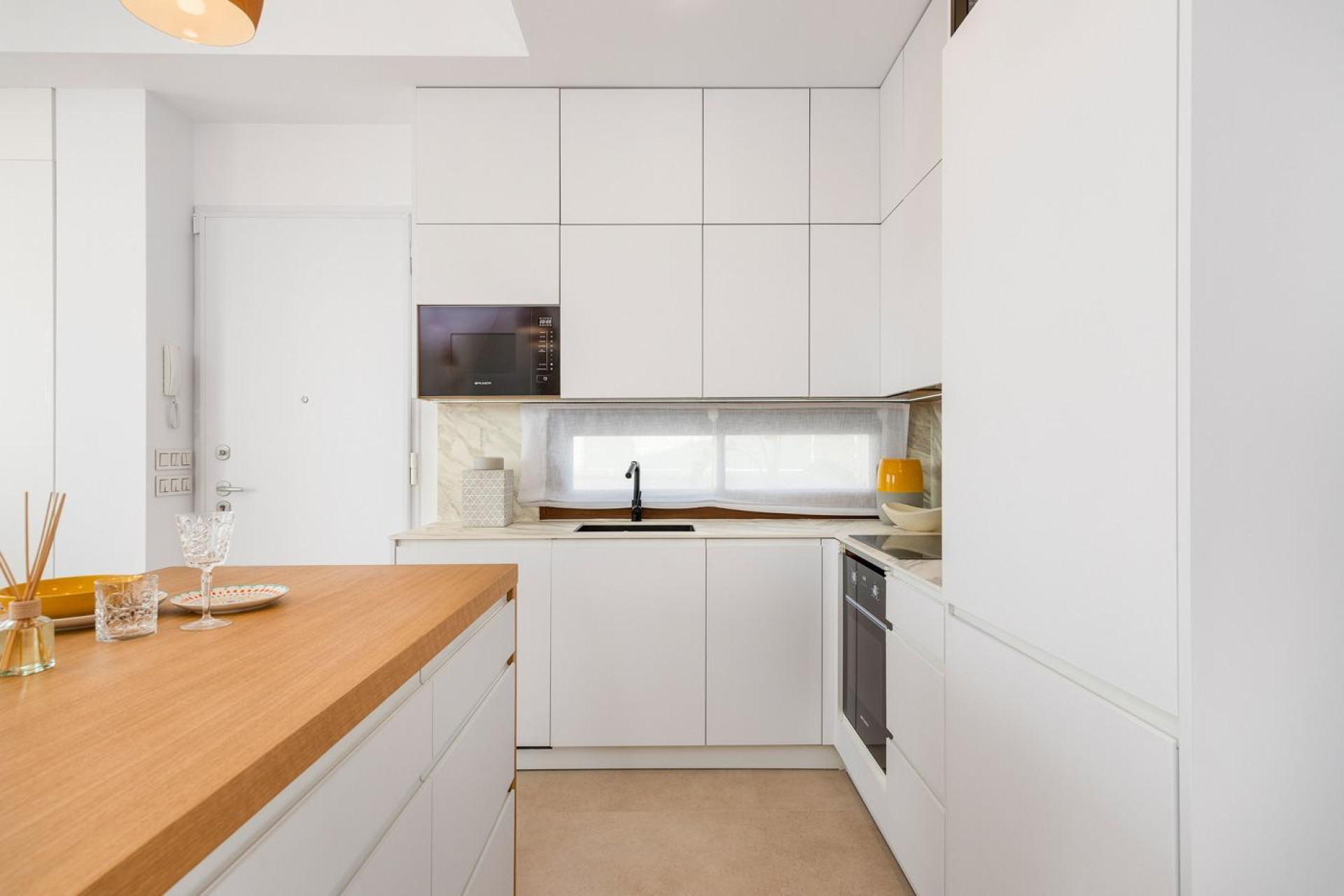 Новое здание - Villa -
Vera - Vera Playa