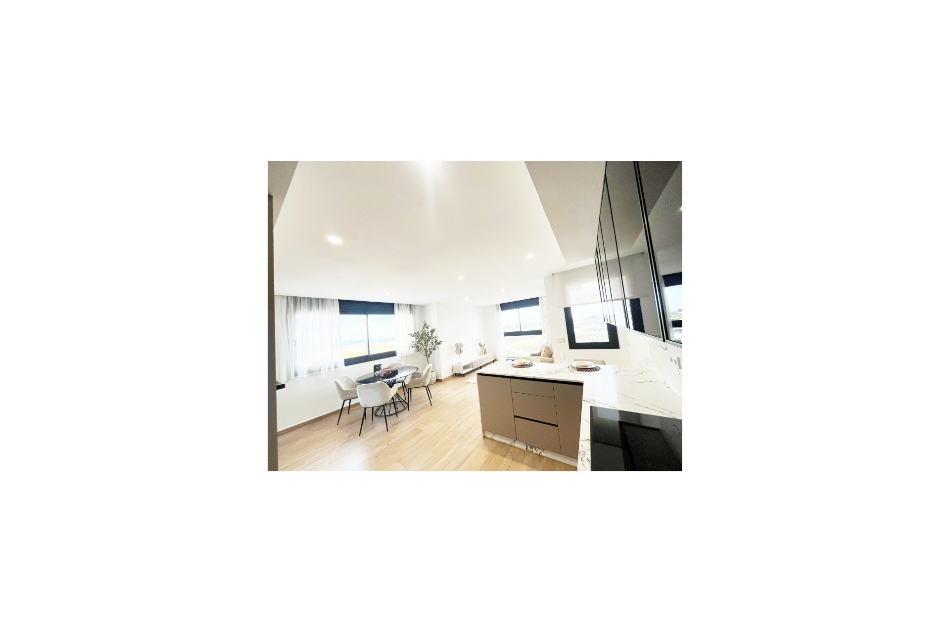 Новое здание - Villas -
Algorfa