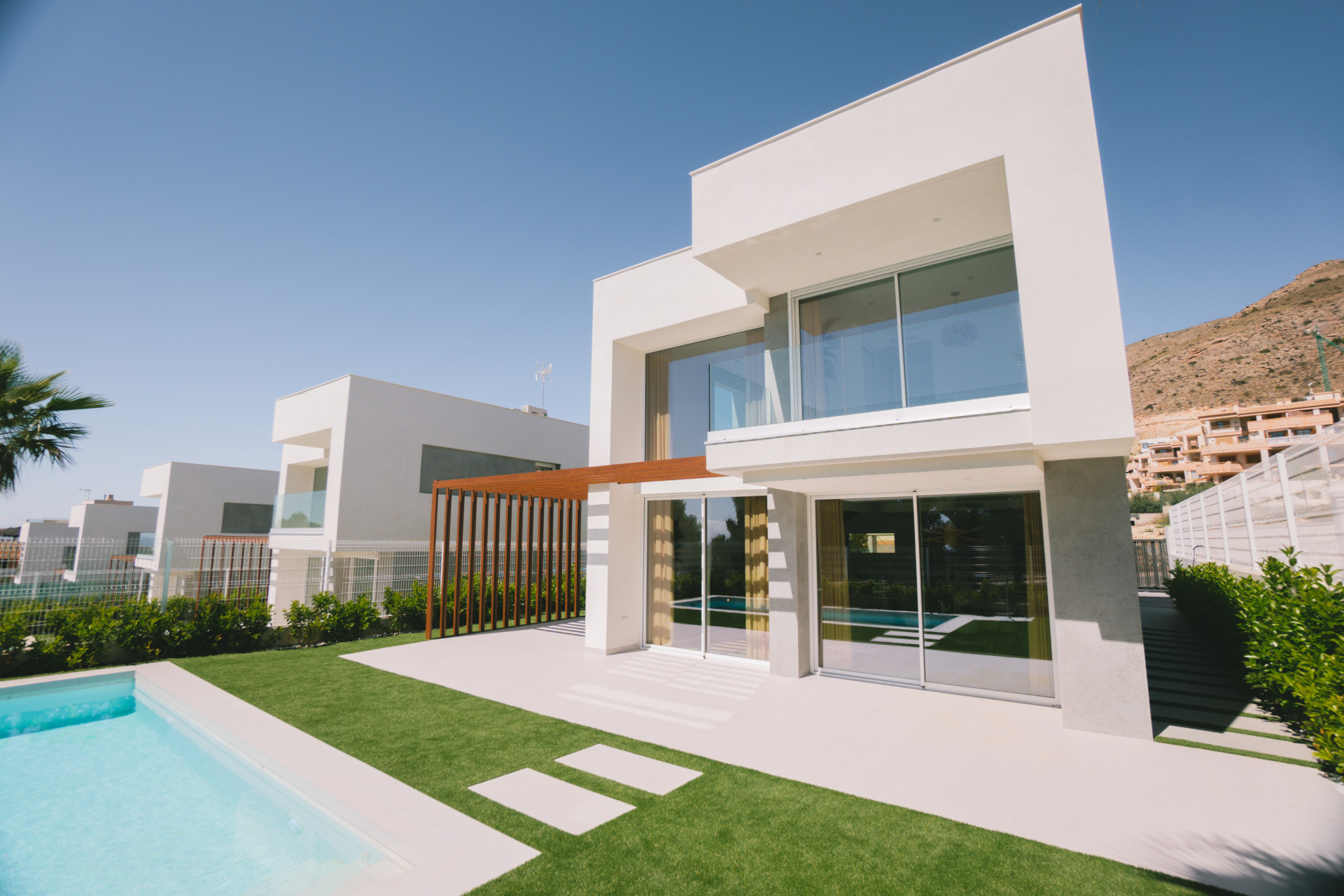 Новое здание - Villas -
Finestrat - 03509