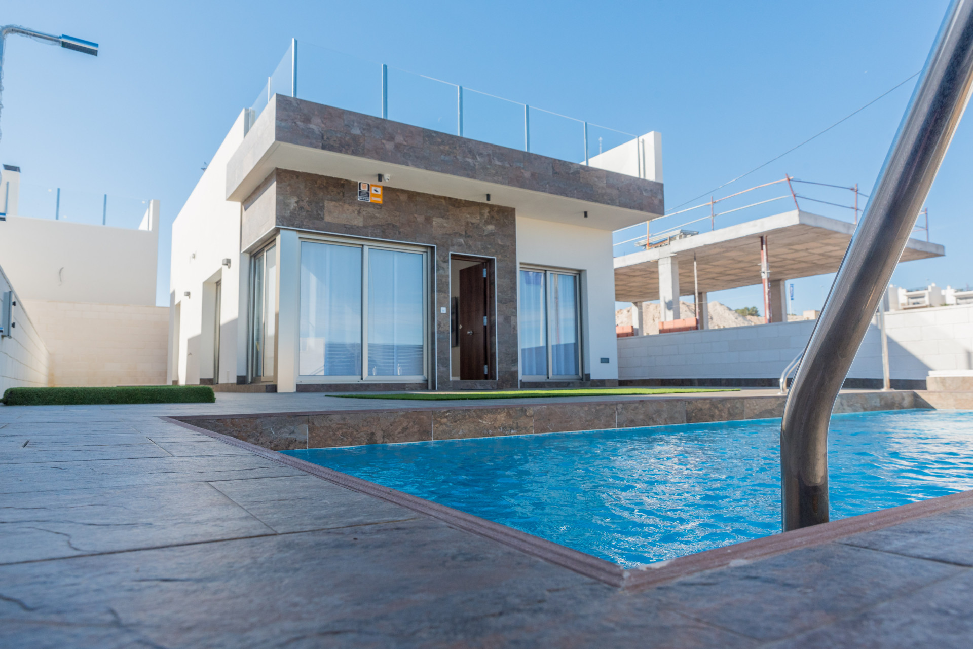 Новое здание - Villas -
Orihuela - 03189