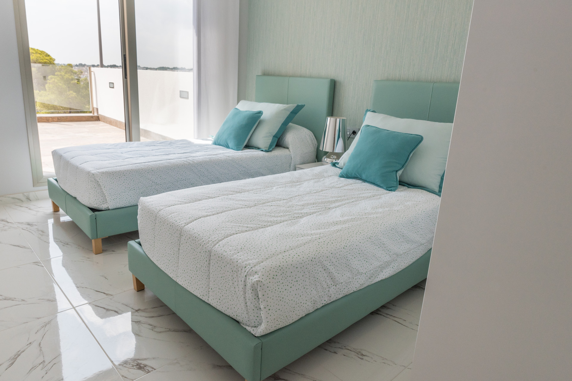 Новое здание - Villas -
Orihuela - 03189