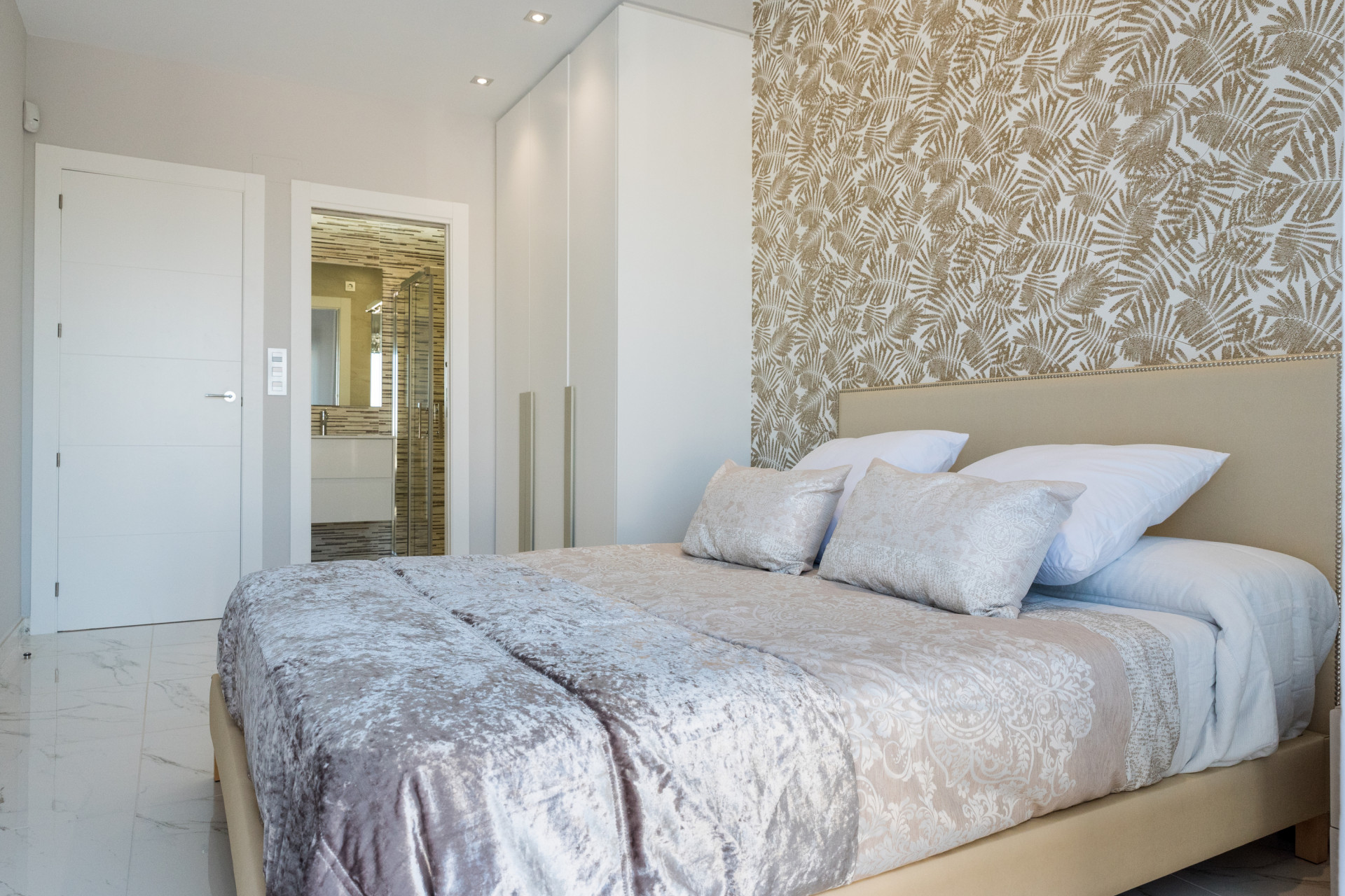 Новое здание - Villas -
Orihuela - 03189